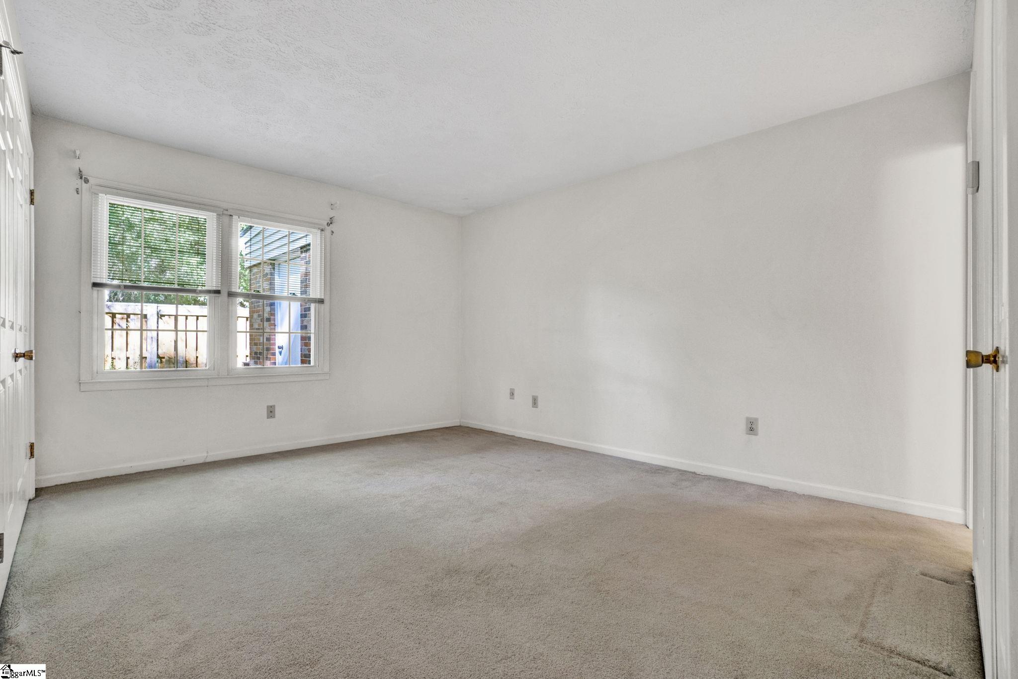 301 Wenwood Circle Property Photo 25
