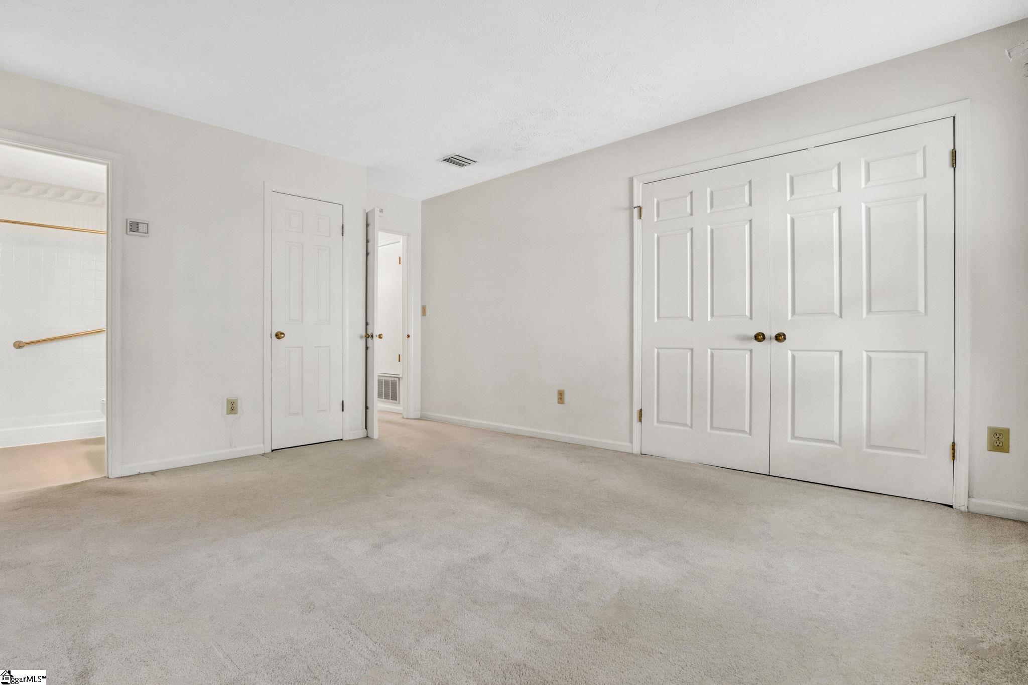 301 Wenwood Circle Property Photo 27