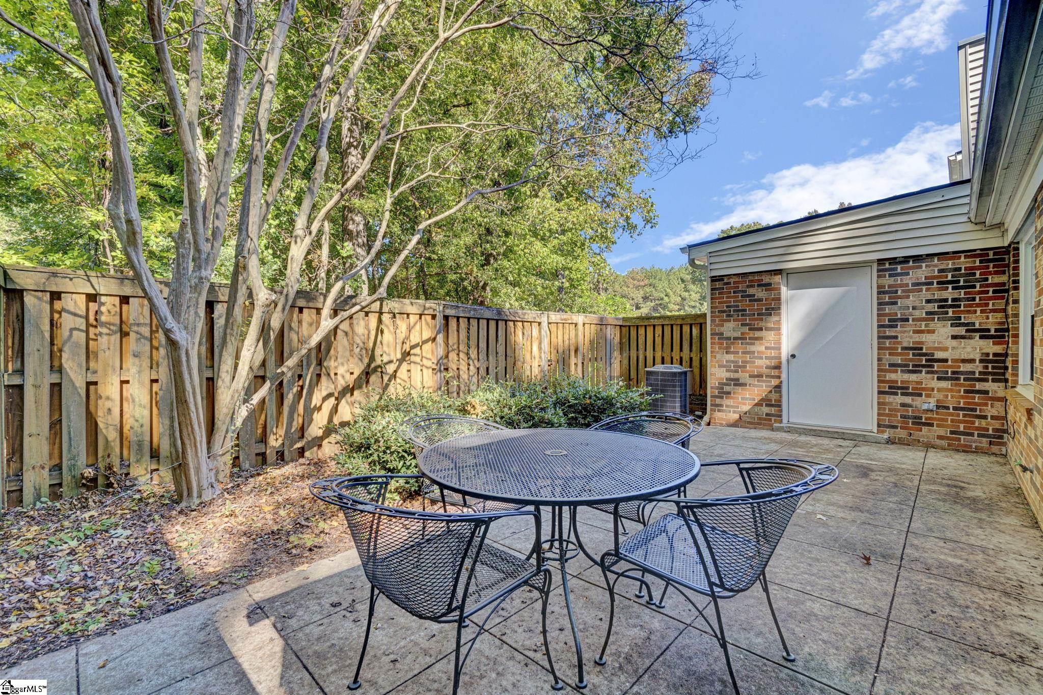 301 Wenwood Circle Property Photo 38