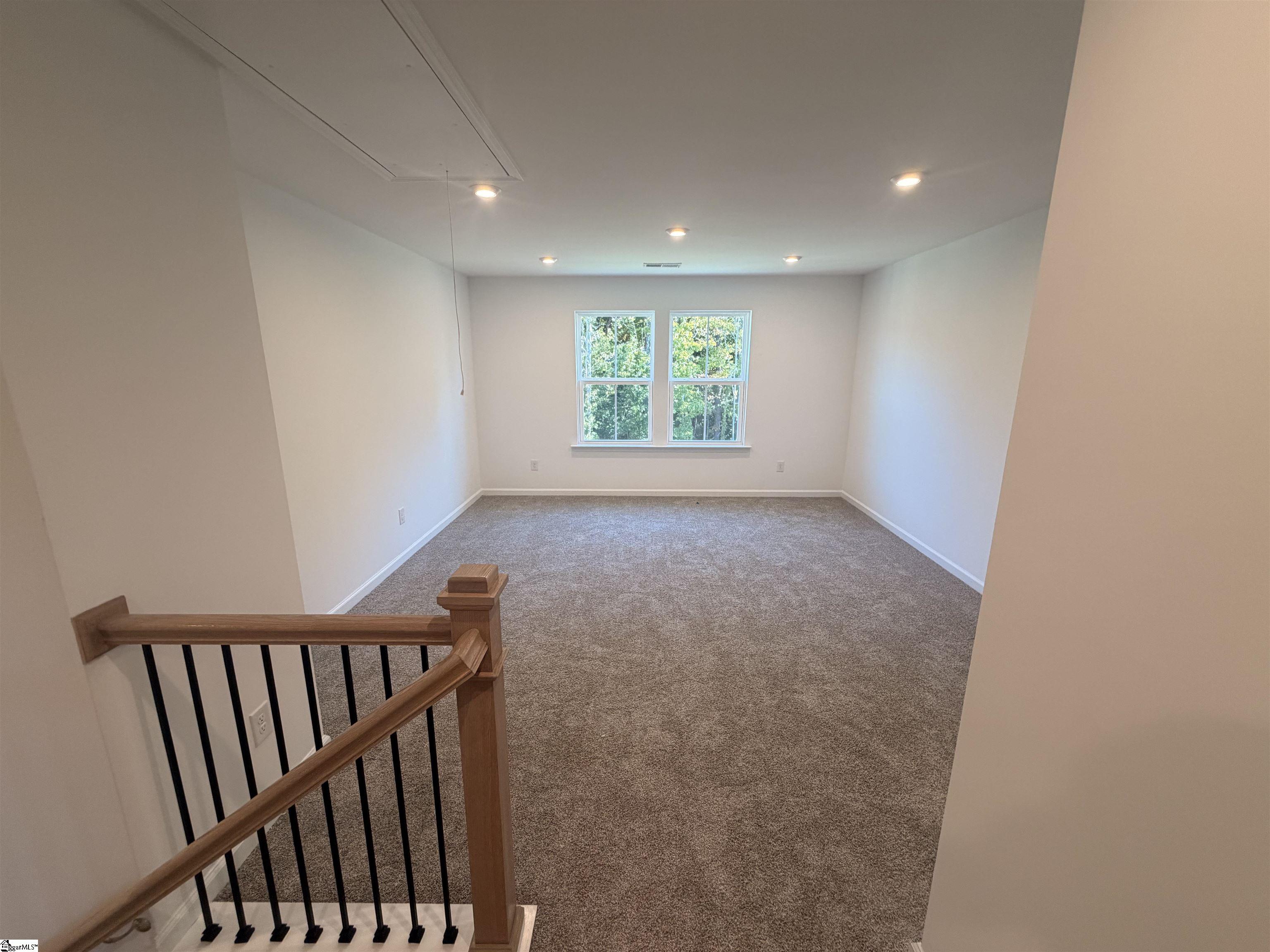 1402 Willow Ridge Way Property Photo 7