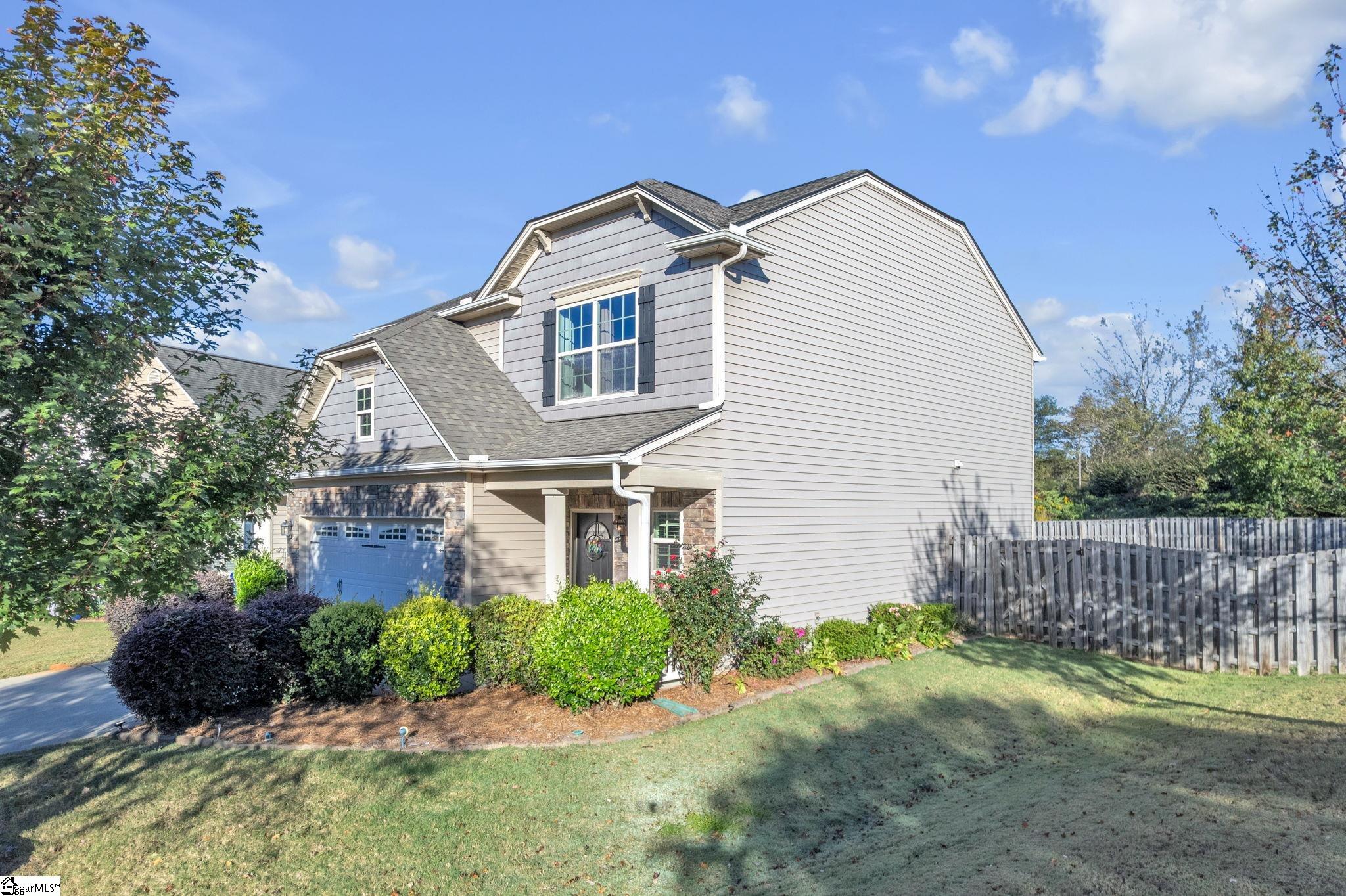 100 Romsey Circle Property Photo 3