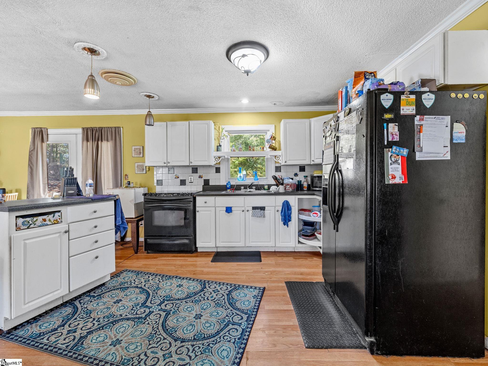 107 Moss Drive Property Photo 11