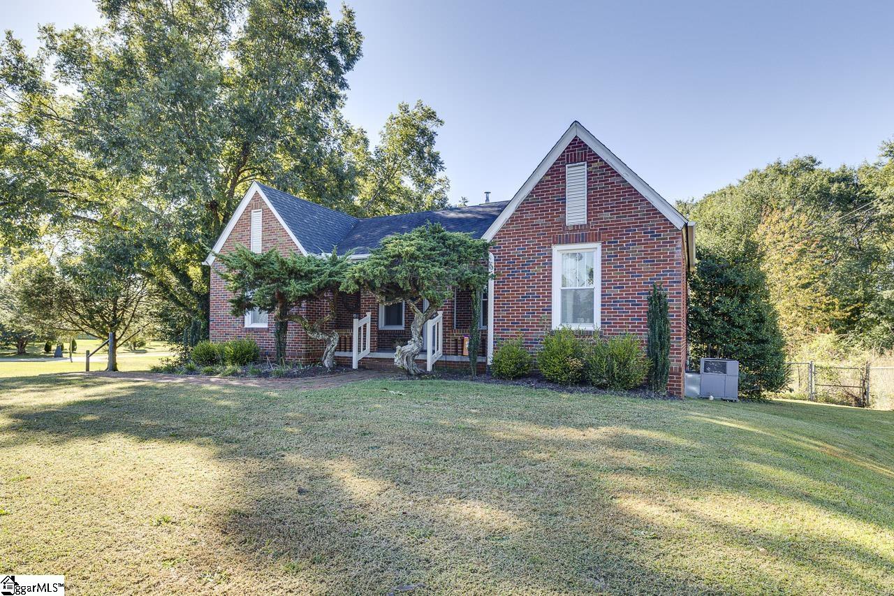 1621 Geer Highway Property Photo 2