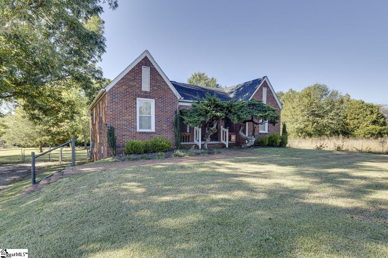 1621 Geer Highway Property Photo 3