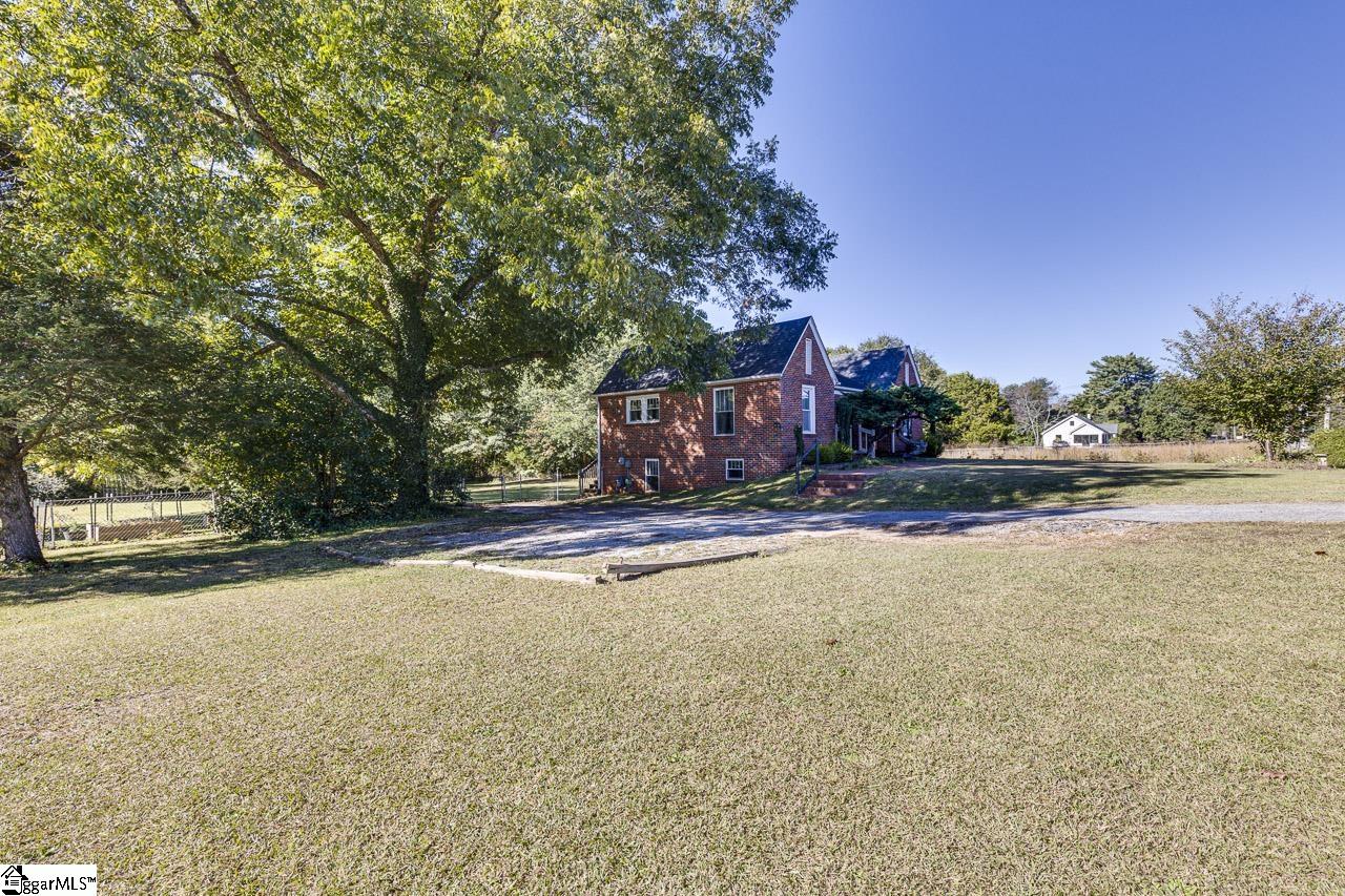 1621 Geer Highway Property Photo 6