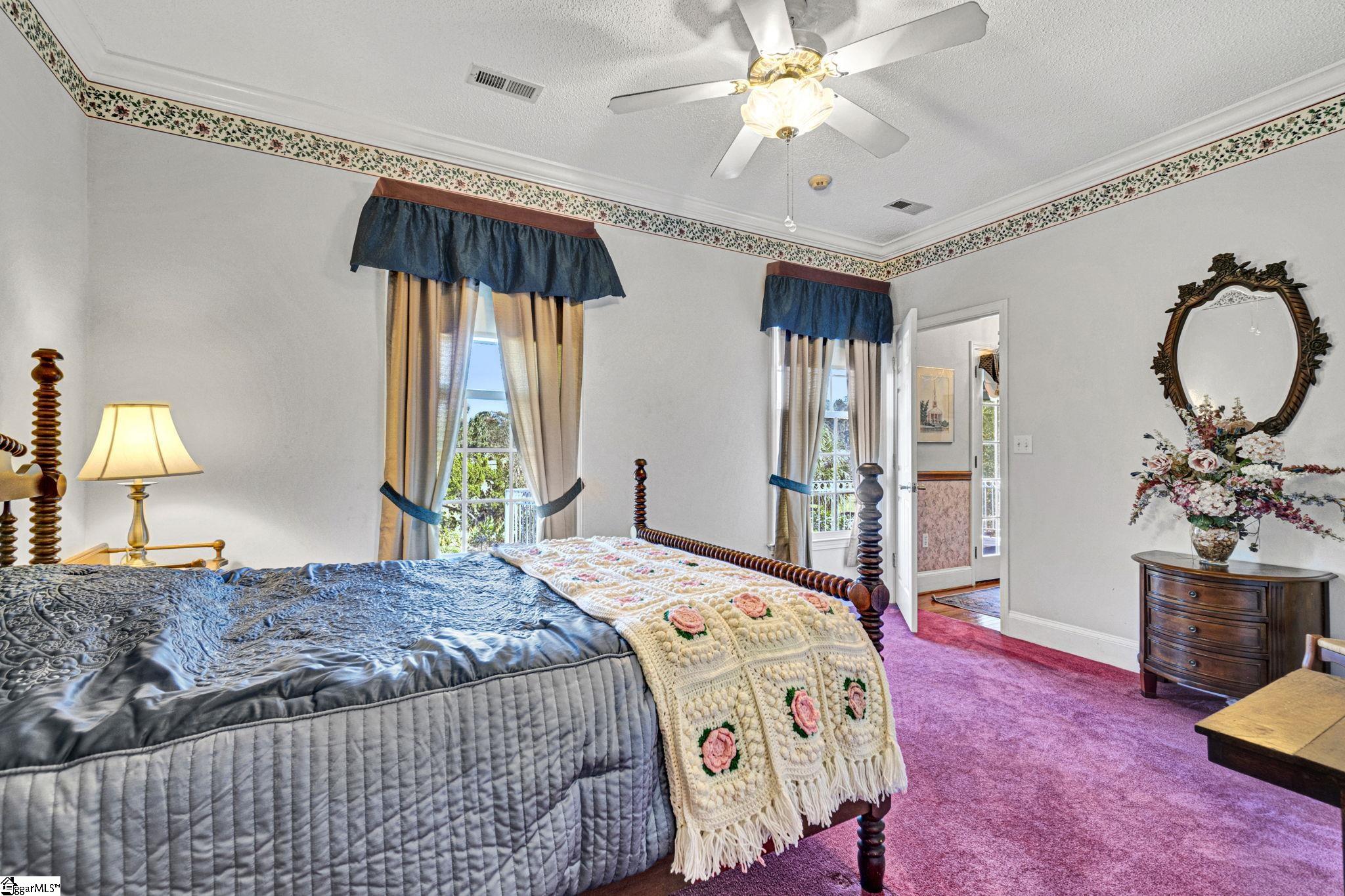 402 Nanaloo Avenue Property Photo 21