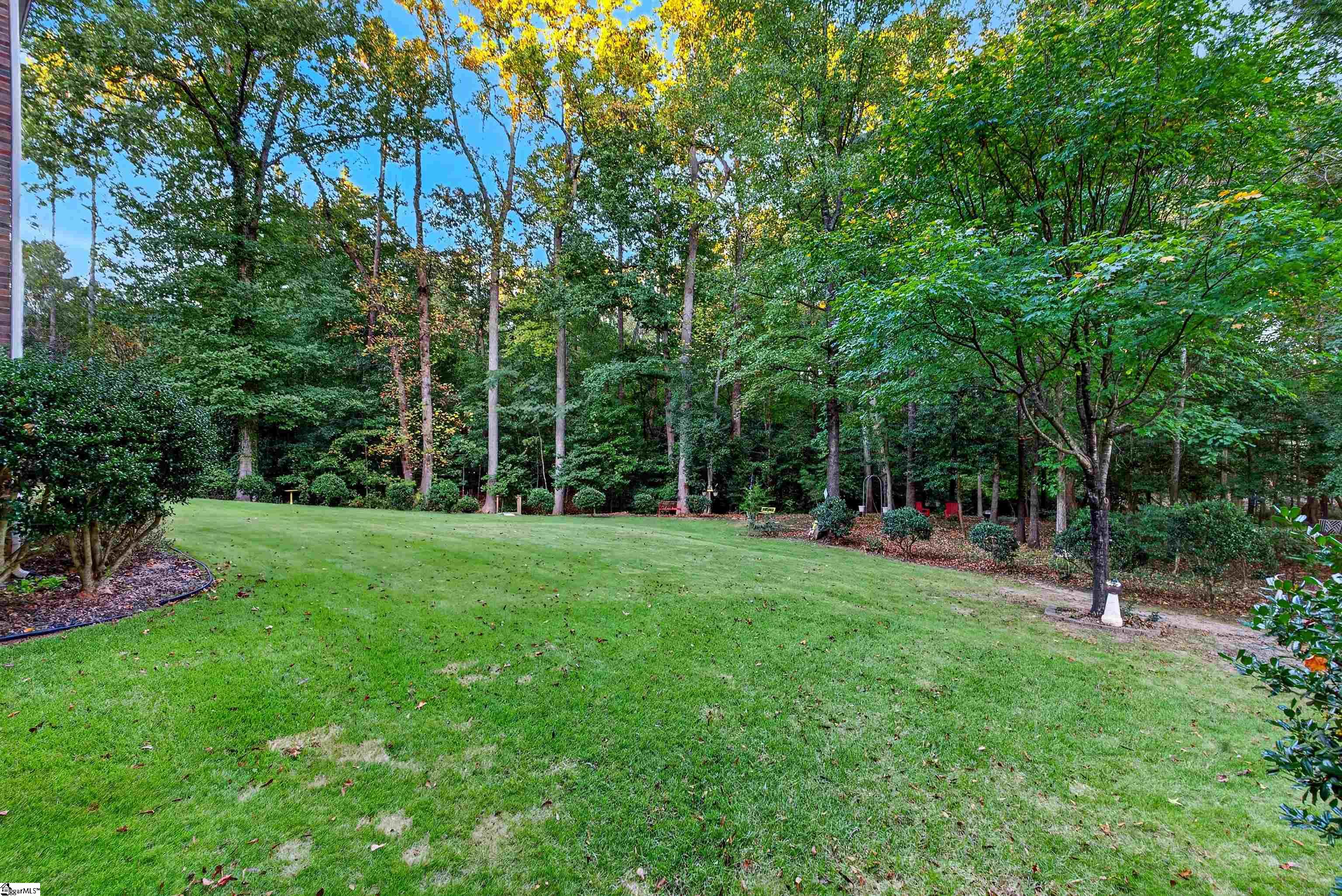 833 Oakcrest Road Property Photo 27