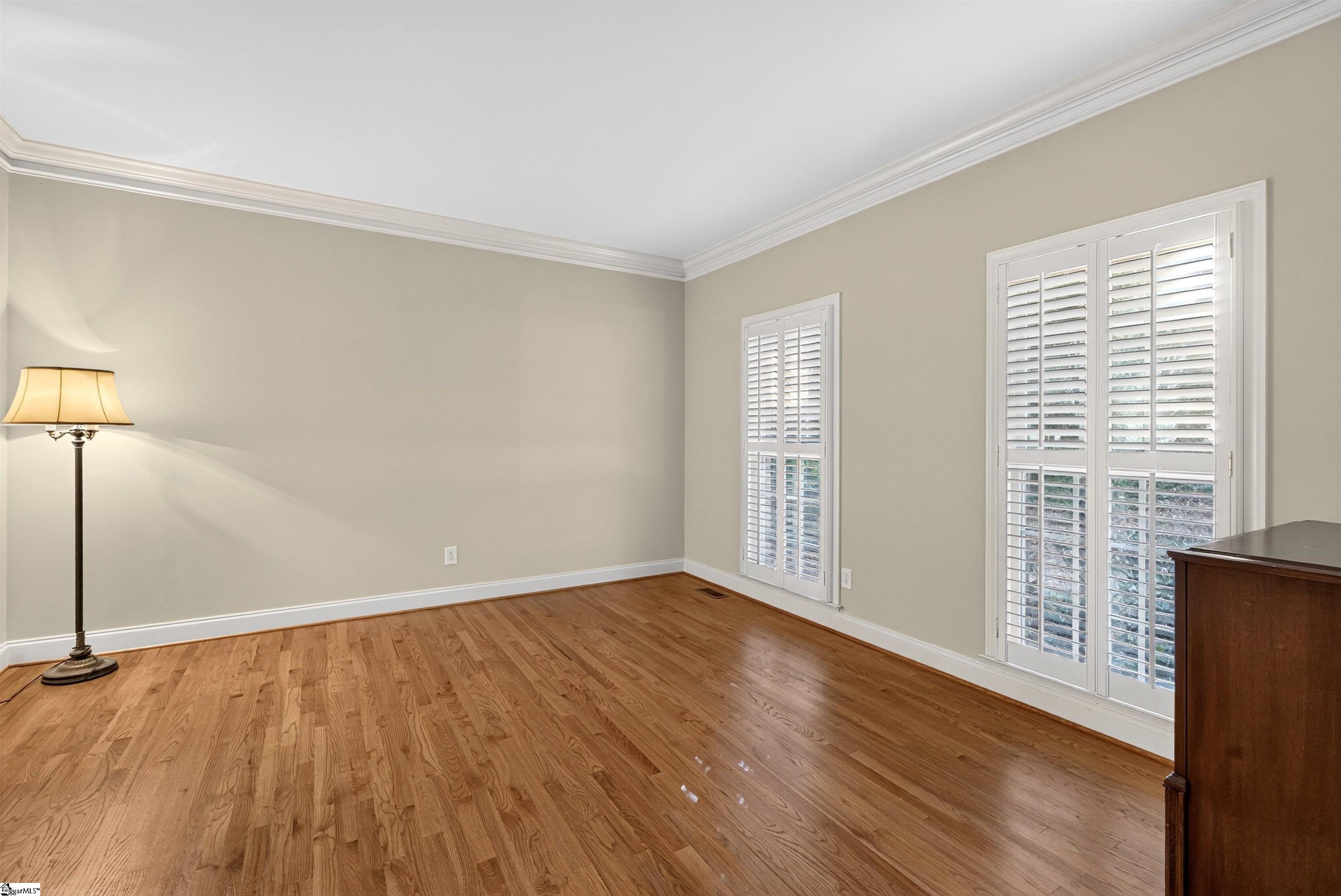 833 Oakcrest Road Property Photo 28
