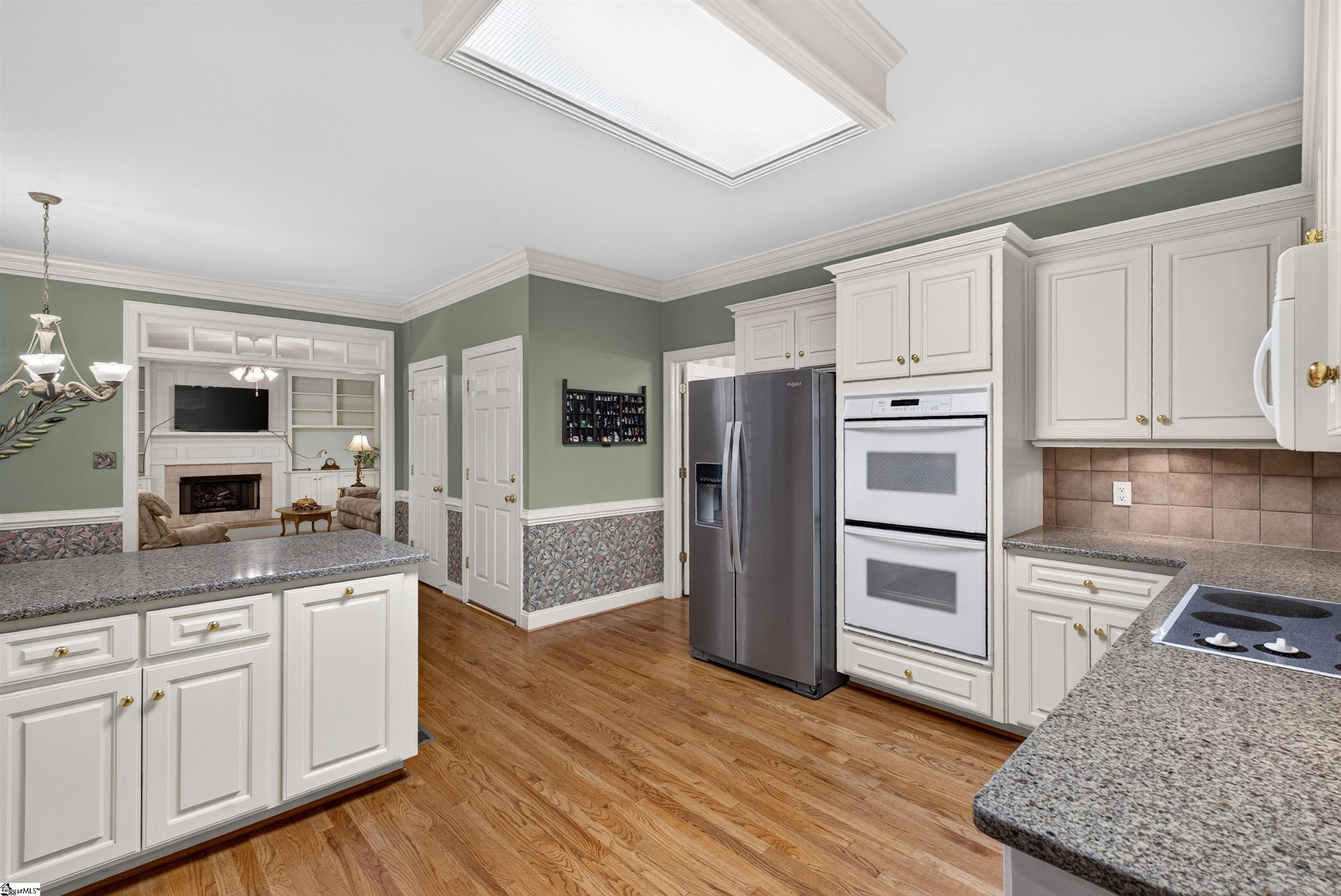 833 Oakcrest Road Property Photo 32
