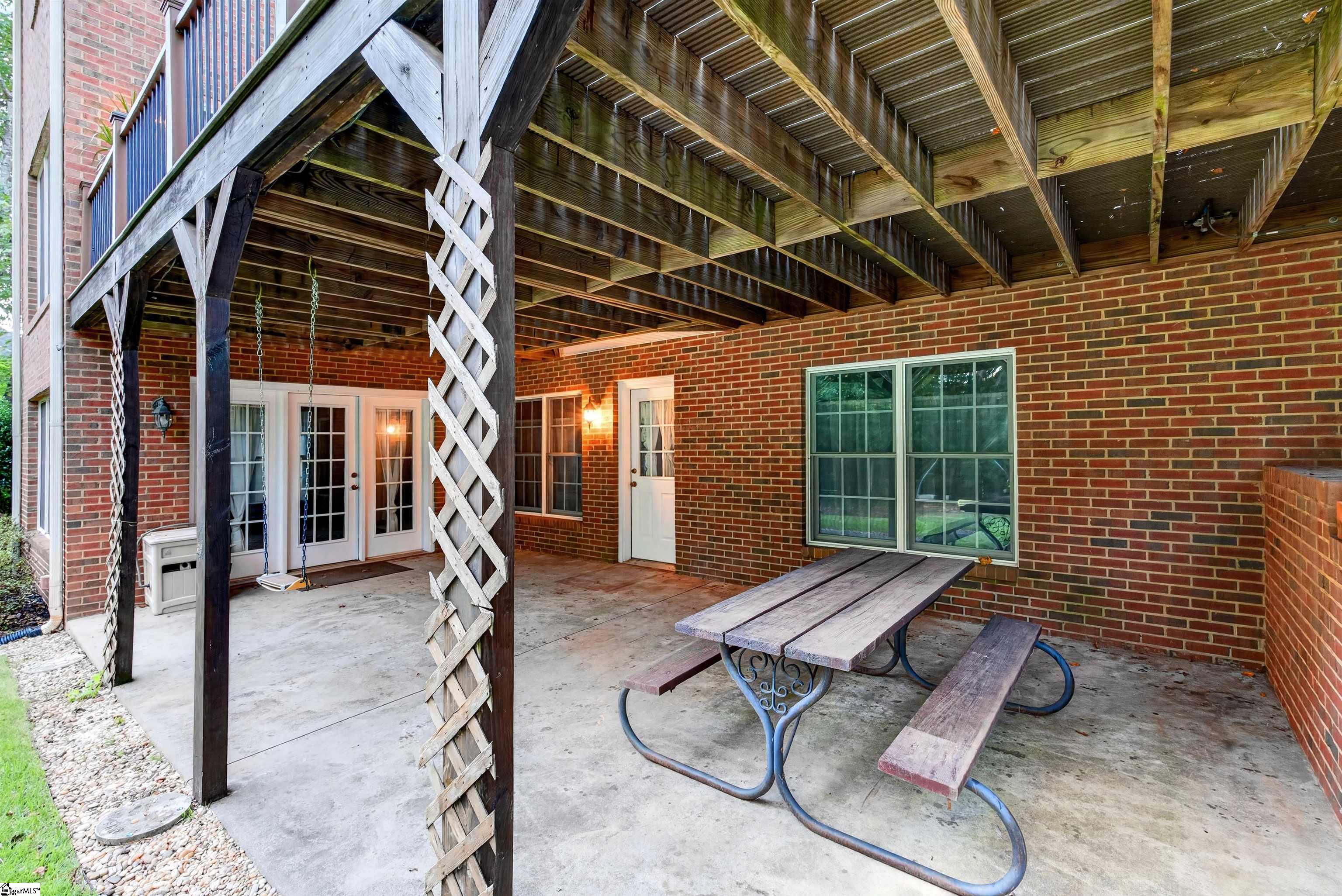 833 Oakcrest Road Property Photo 35