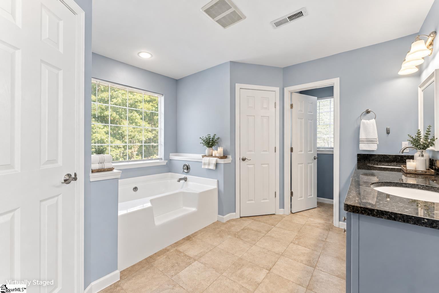 331 Radisson Road Property Photo 10