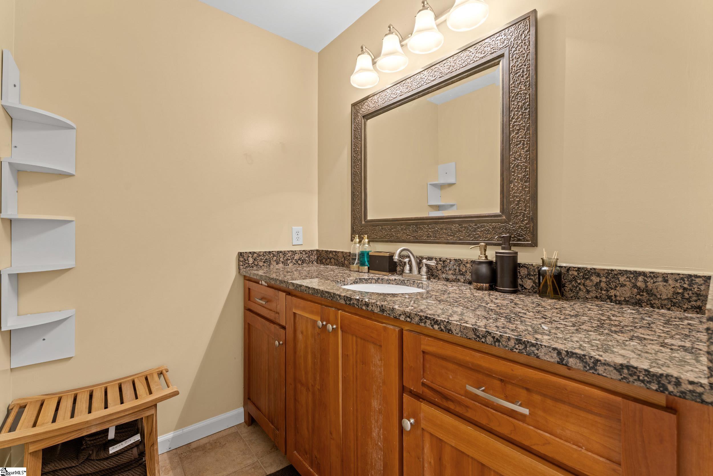 331 Radisson Road Property Photo 14