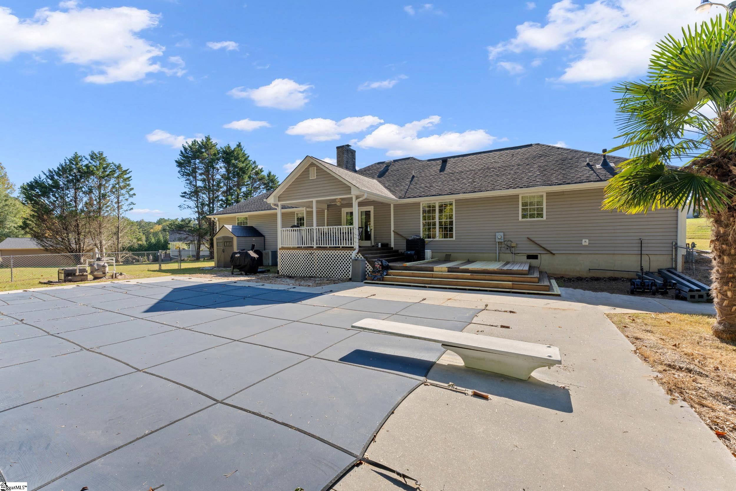 331 Radisson Road Property Photo 16