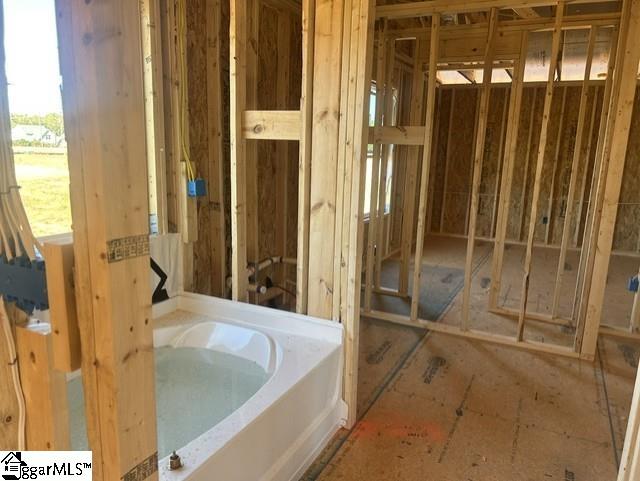 126 Edgewood Farms Court Property Photo 9
