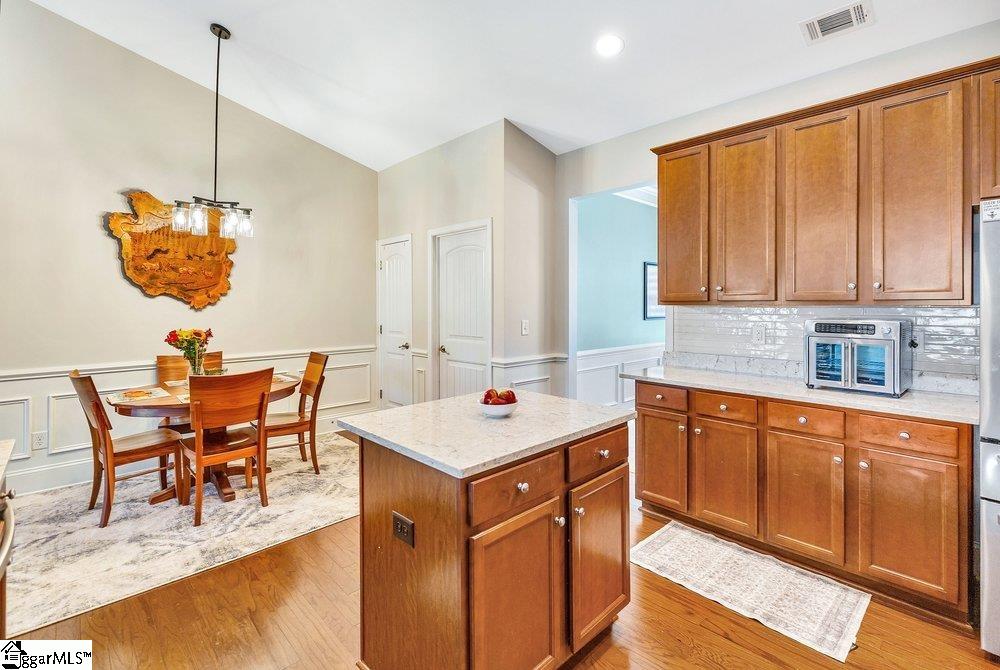 1003 Hillcrest Court Property Photo 13