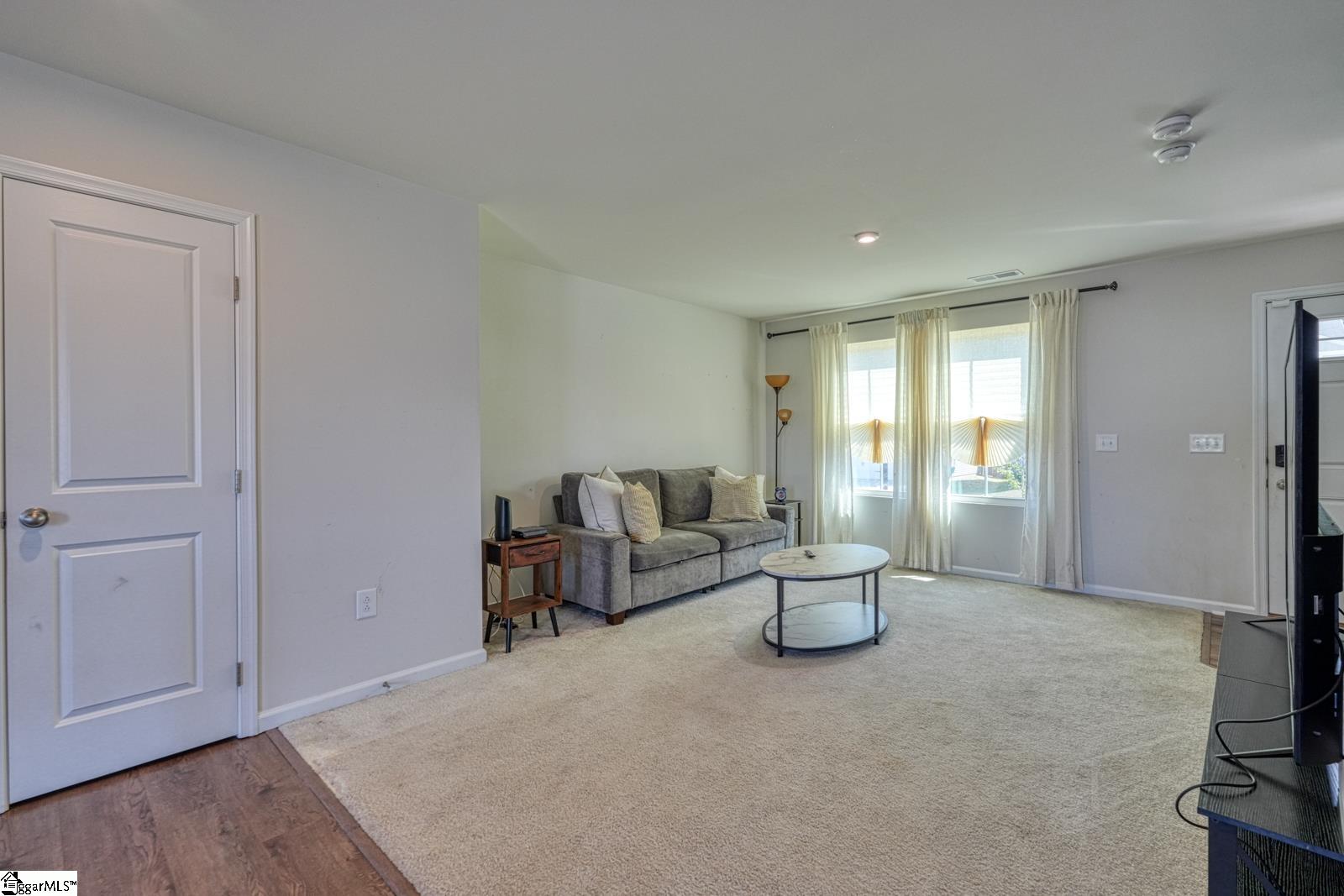2225 Bassinger Court Property Photo 4