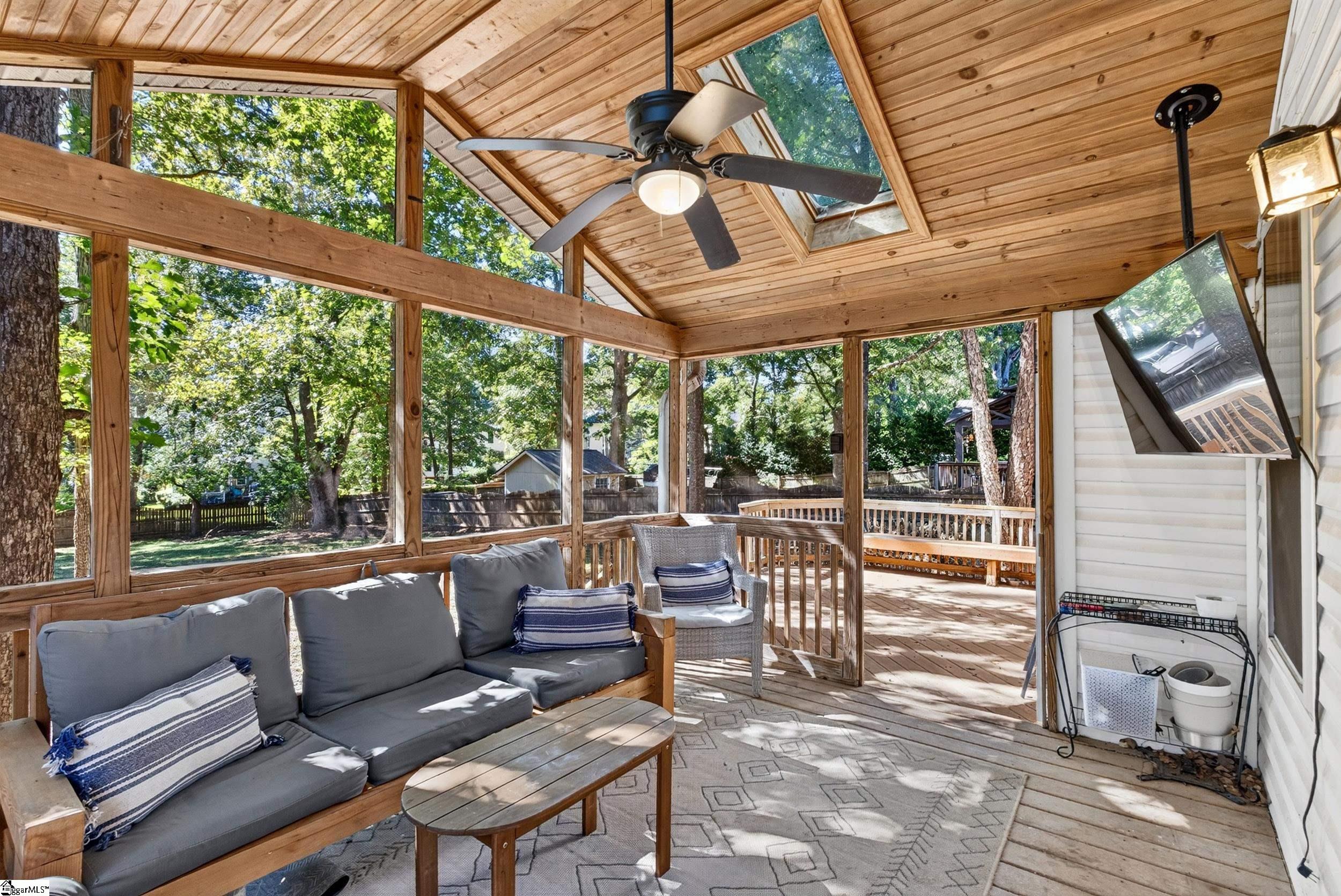 126 N Orchard Farms Avenue Property Photo 3