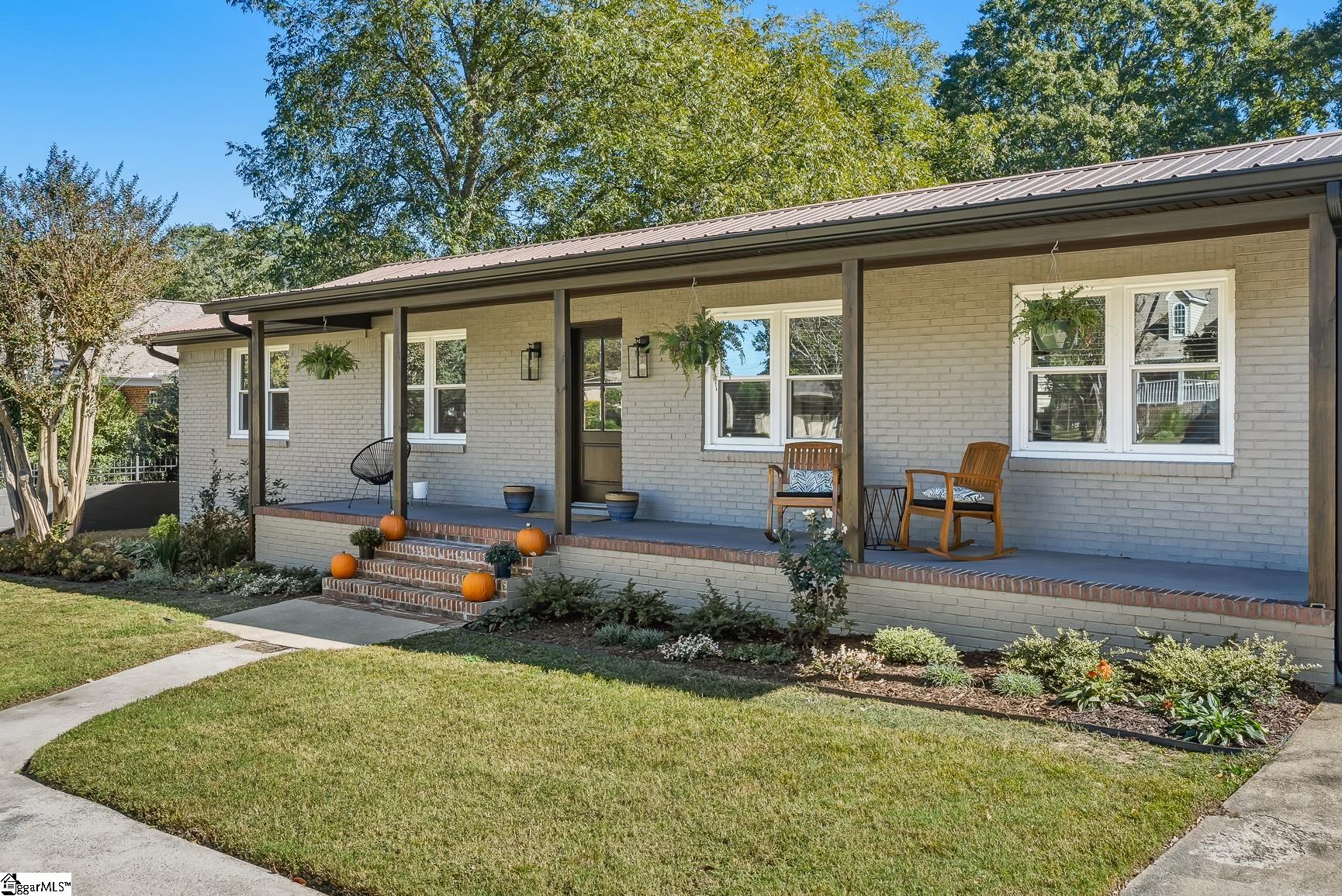 263 Inn Circle Property Photo 4