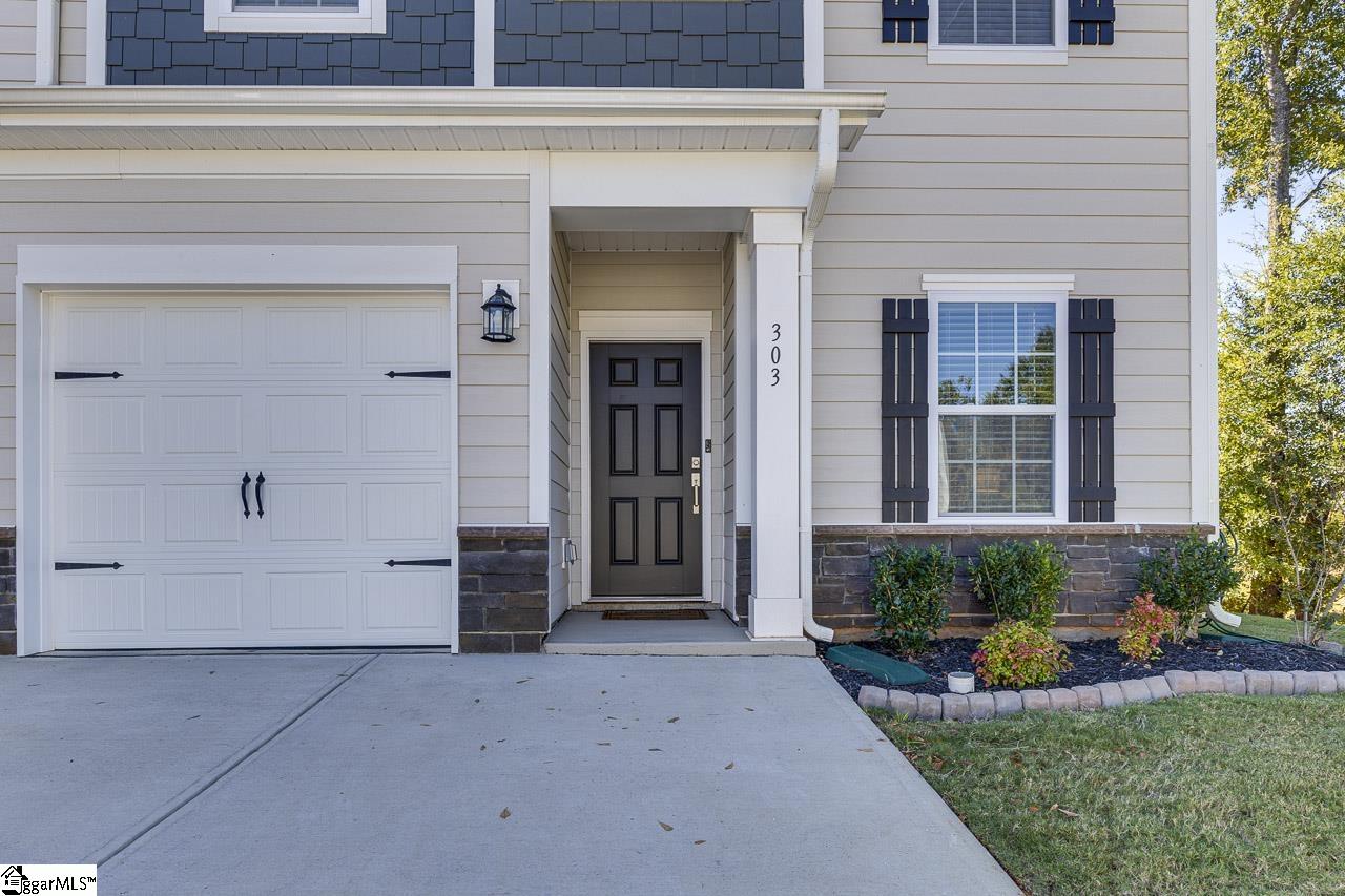 303 Paneer Lane Property Photo 2