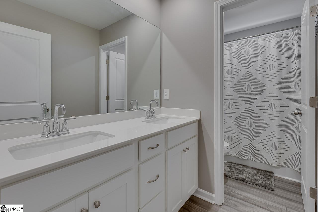 303 Paneer Lane Property Photo 22