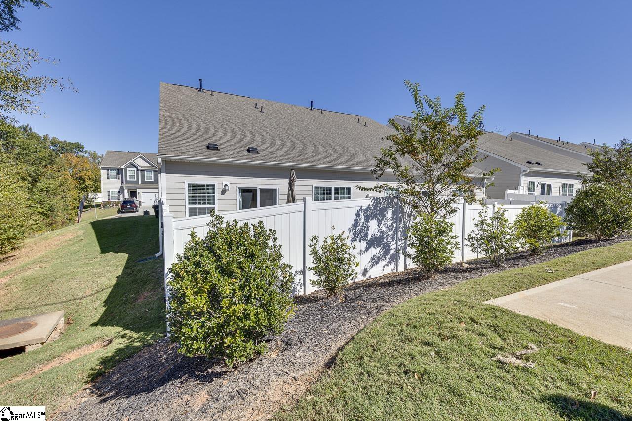 303 Paneer Lane Property Photo 27