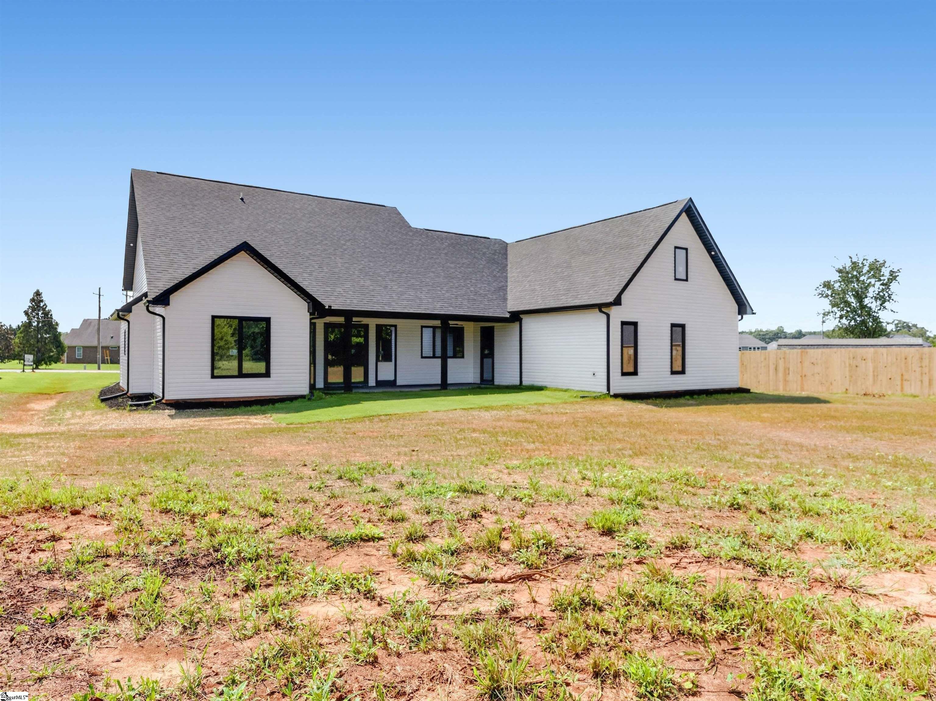 1088 John Dodd Road Property Photo 9