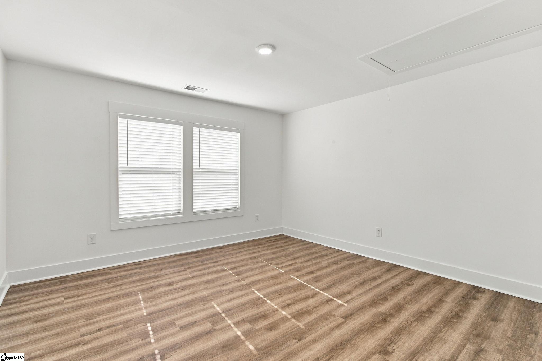 701 Oak Hill Lane Property Photo 21
