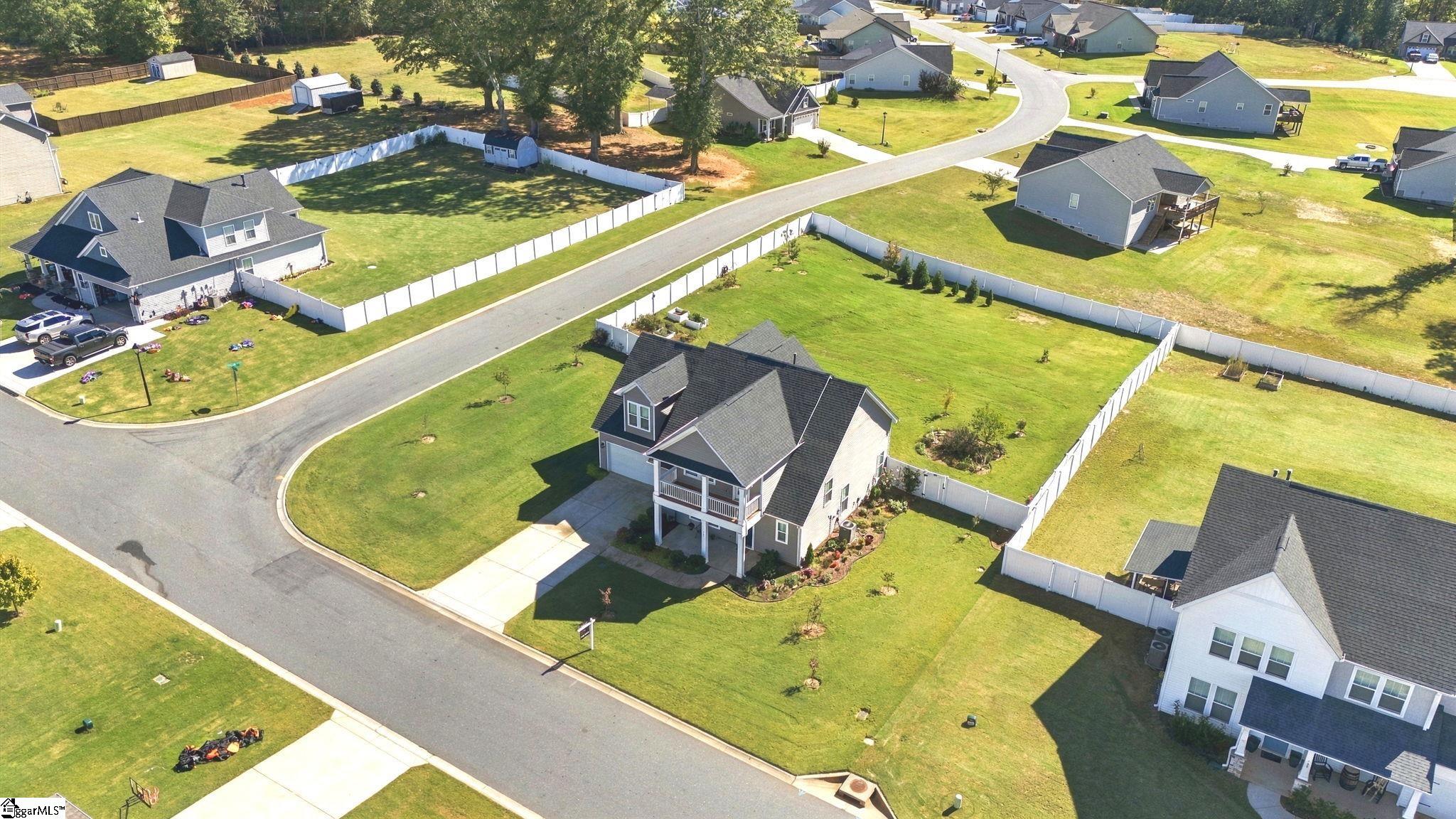 701 Oak Hill Lane Property Photo 43