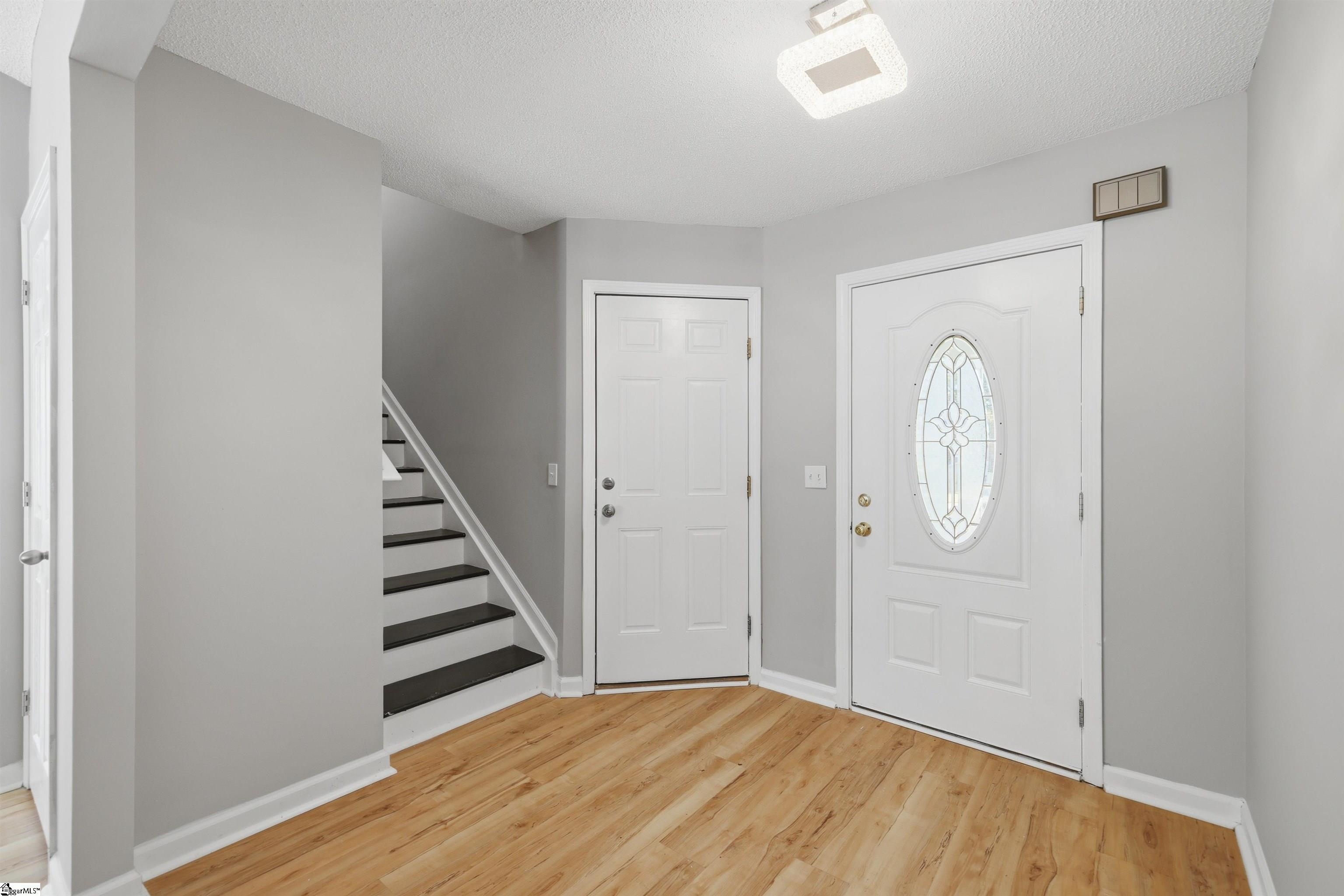 1 Depford Court Property Photo 28
