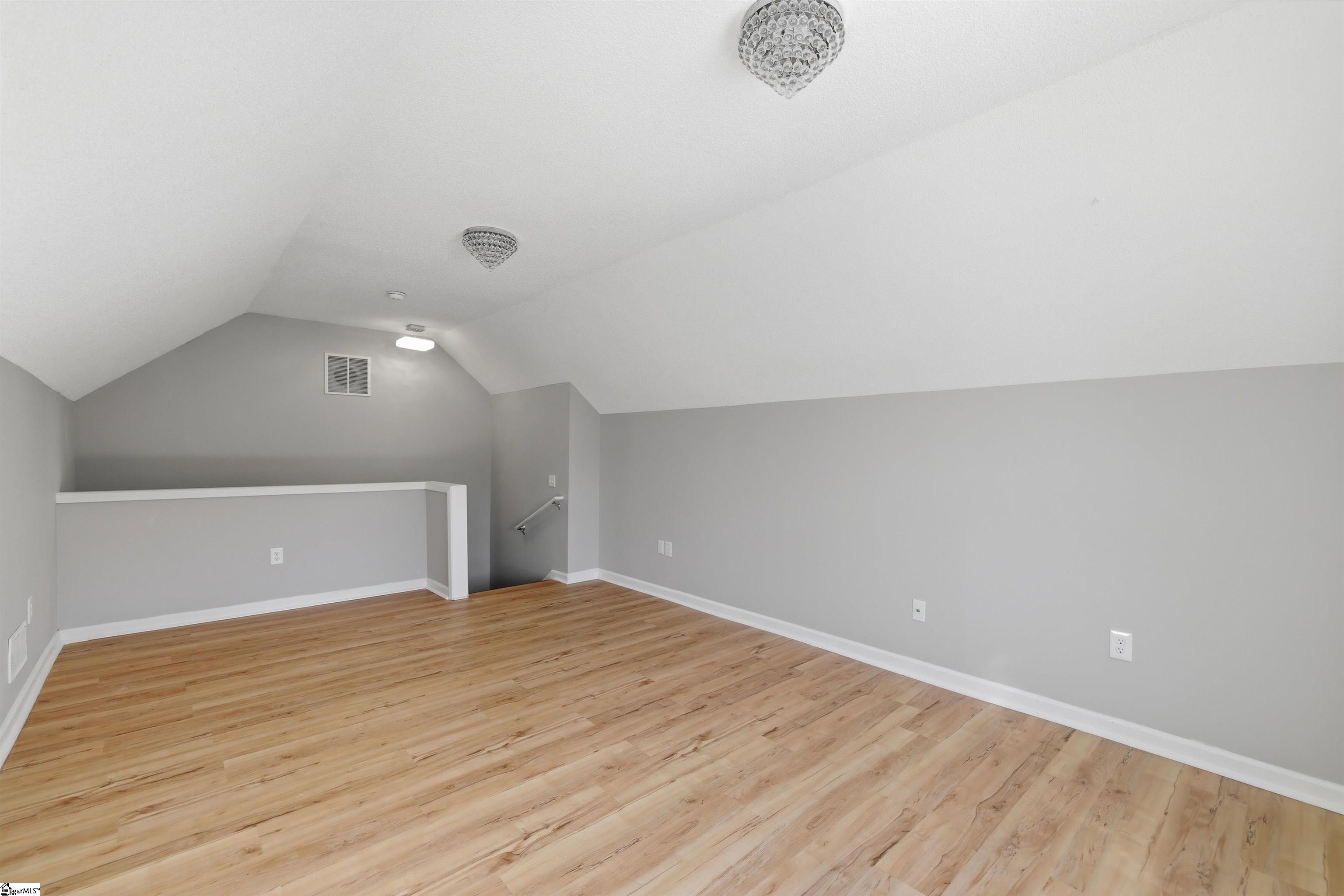 1 Depford Court Property Photo 30