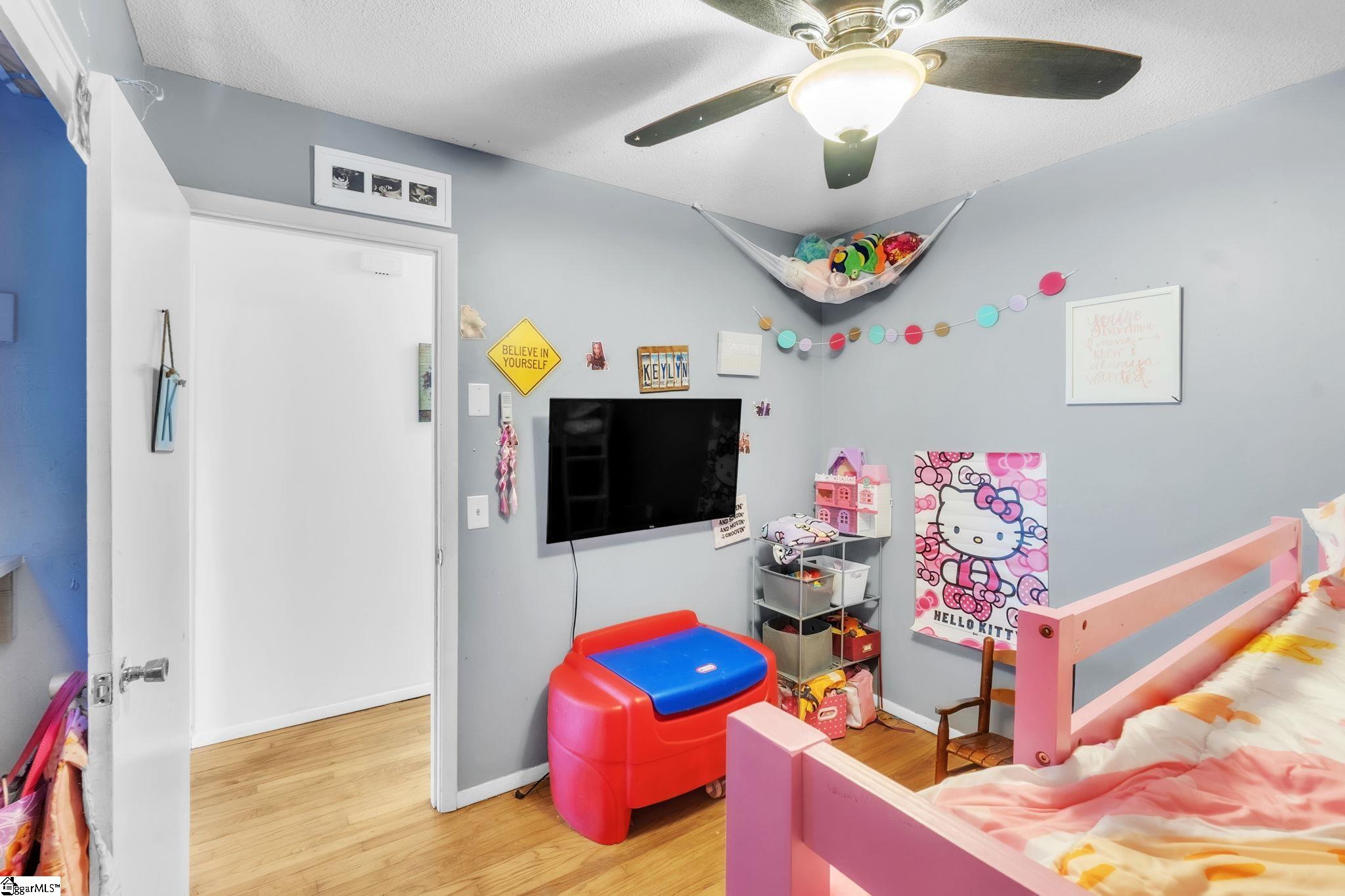 117 Walnut Street Property Photo 12