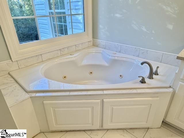 405 Dunrobin Lane Property Photo 20