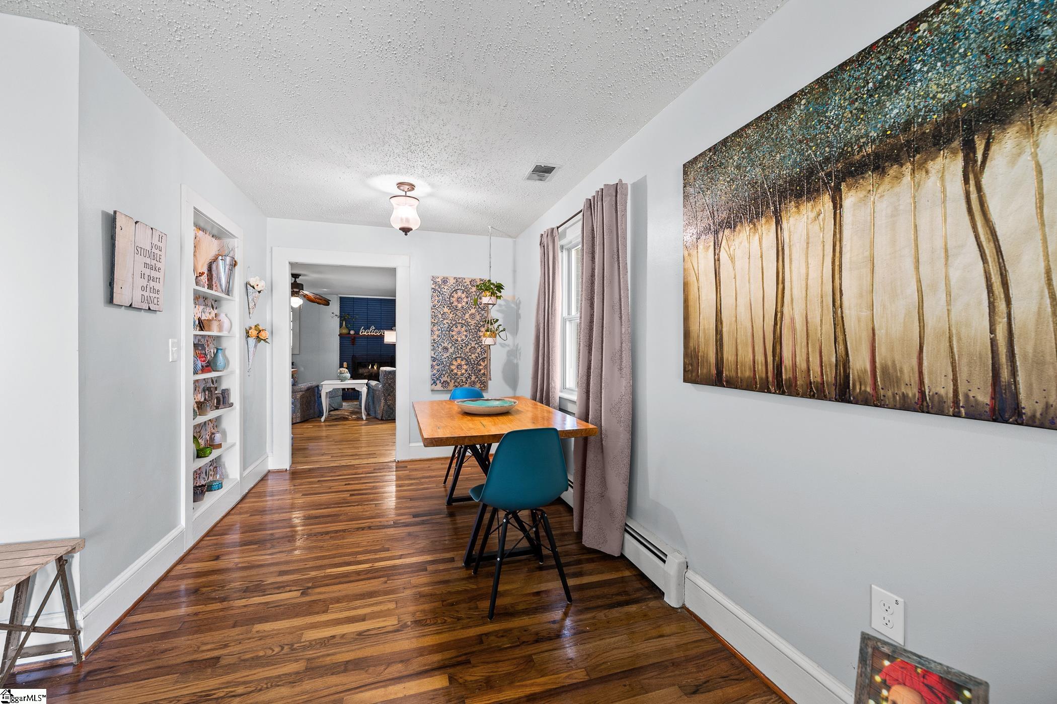 14 Stone Street Property Photo 8