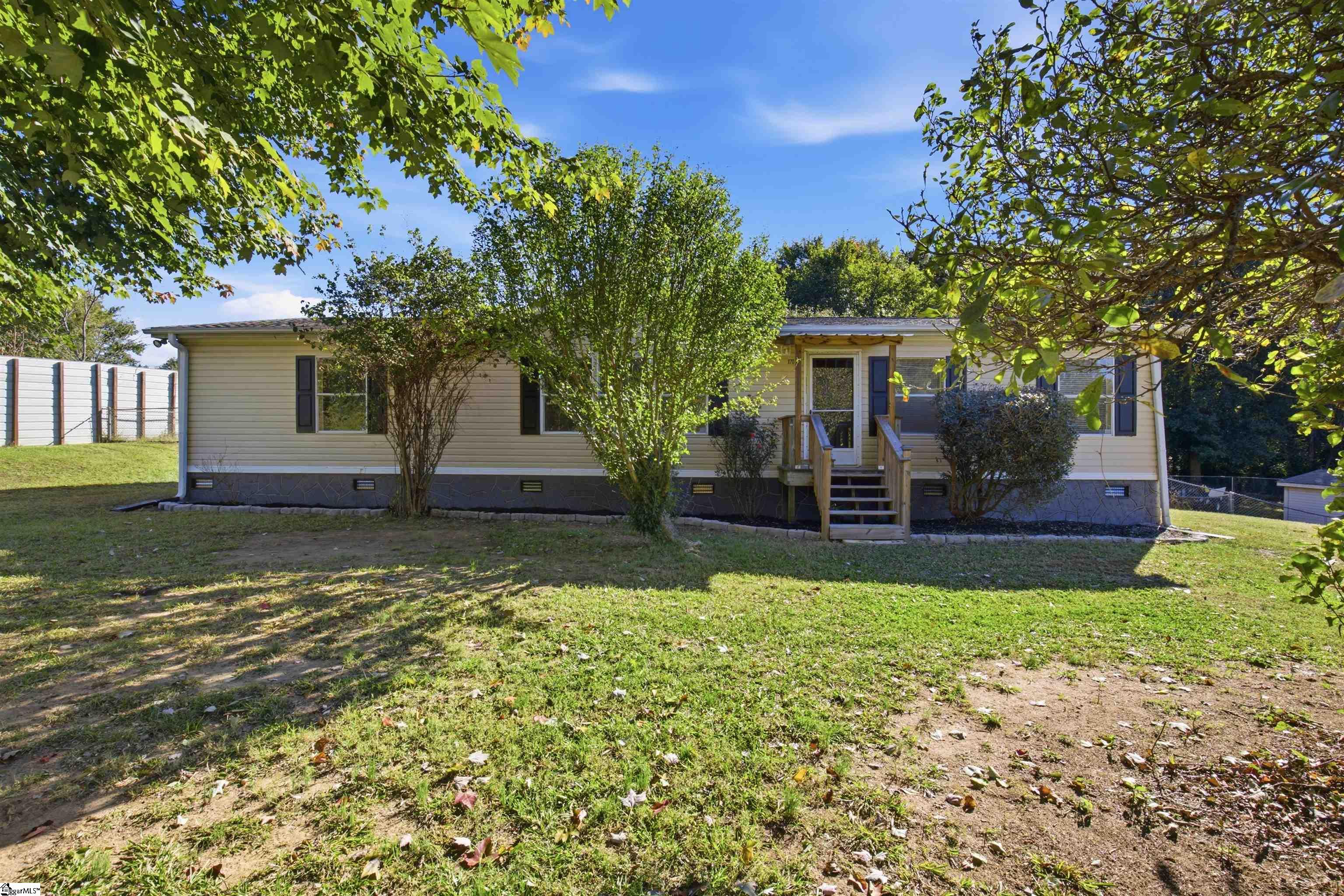 170 Jarvis Road Property Photo 3