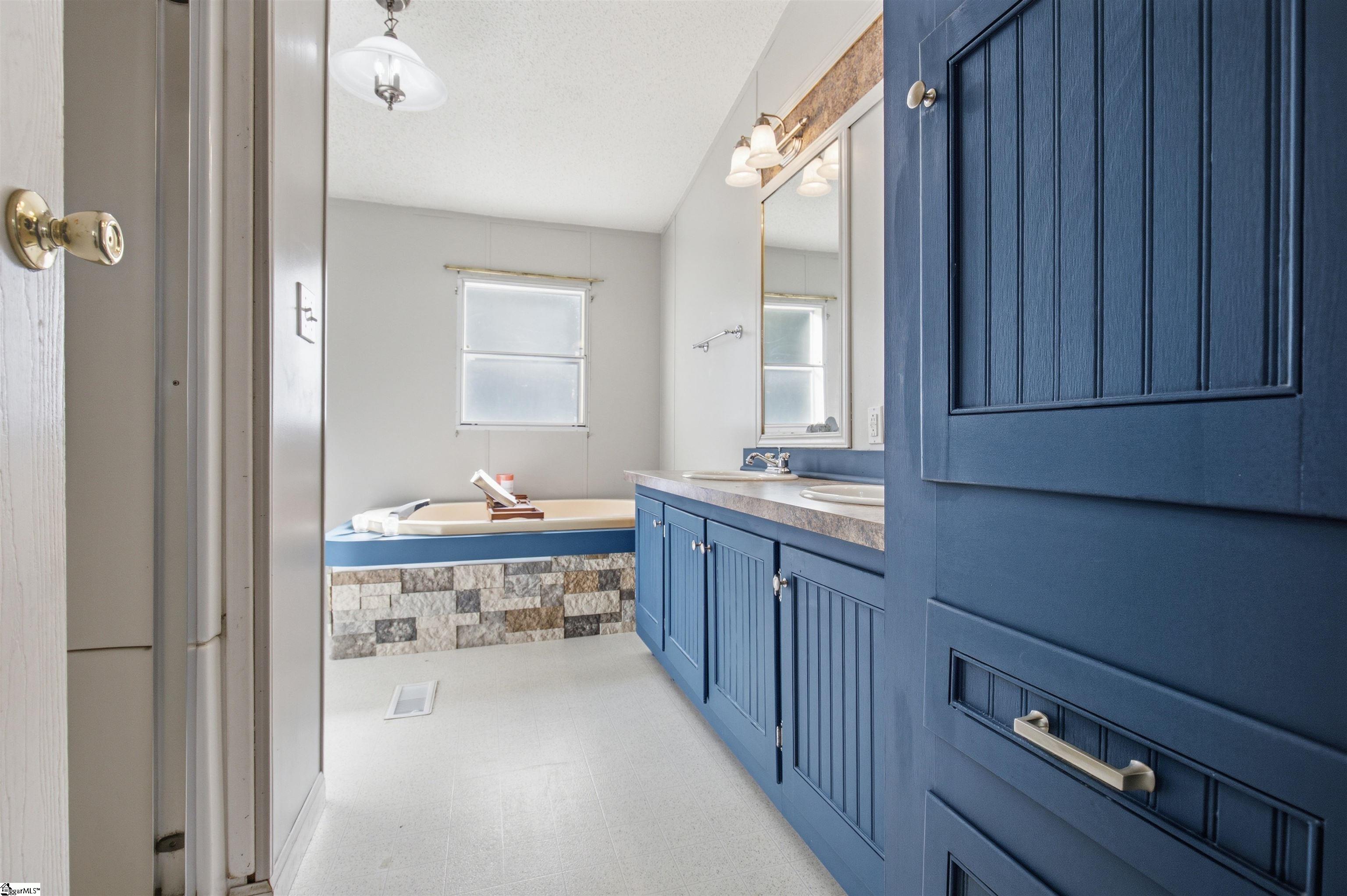 170 Jarvis Road Property Photo 20