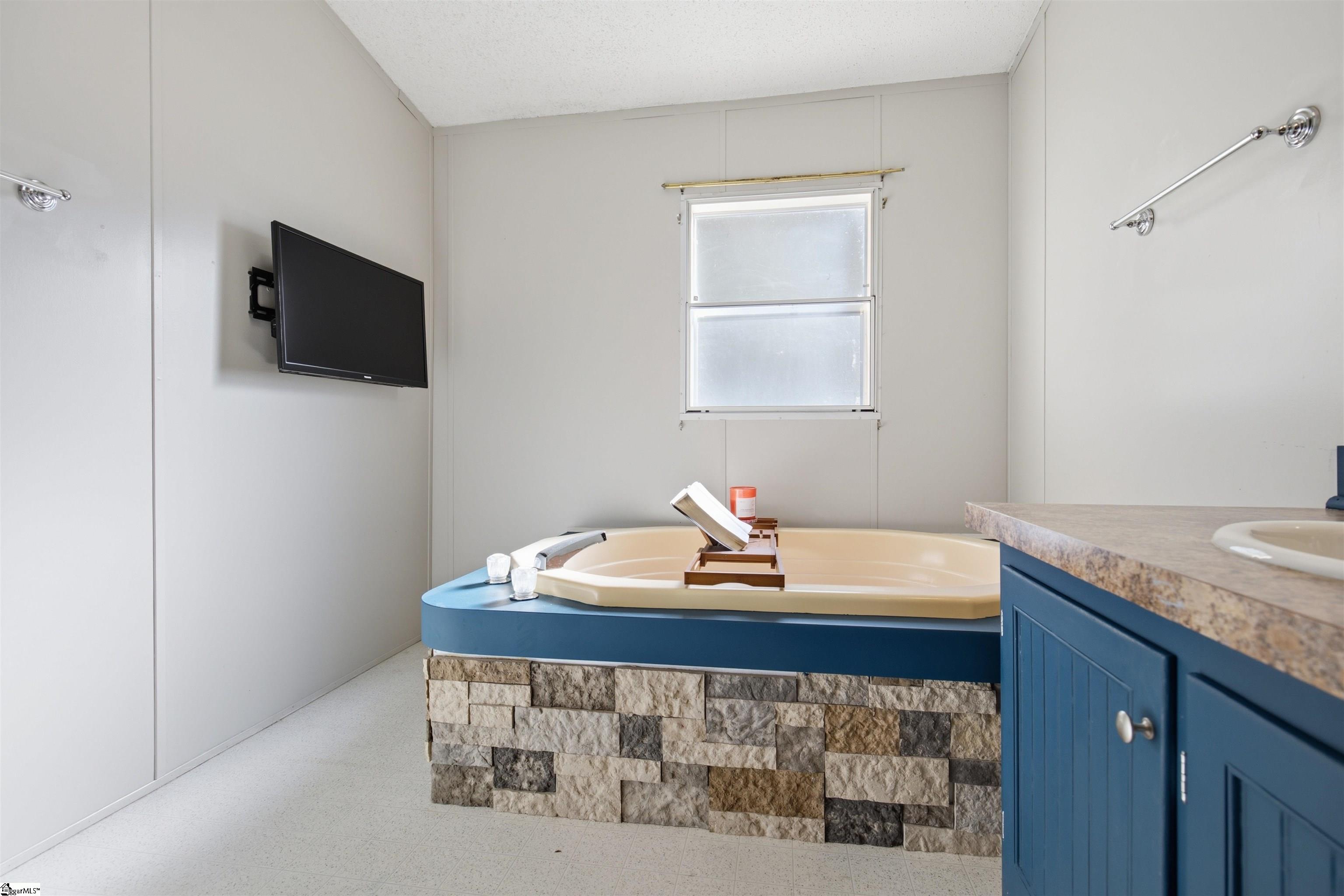 170 Jarvis Road Property Photo 21