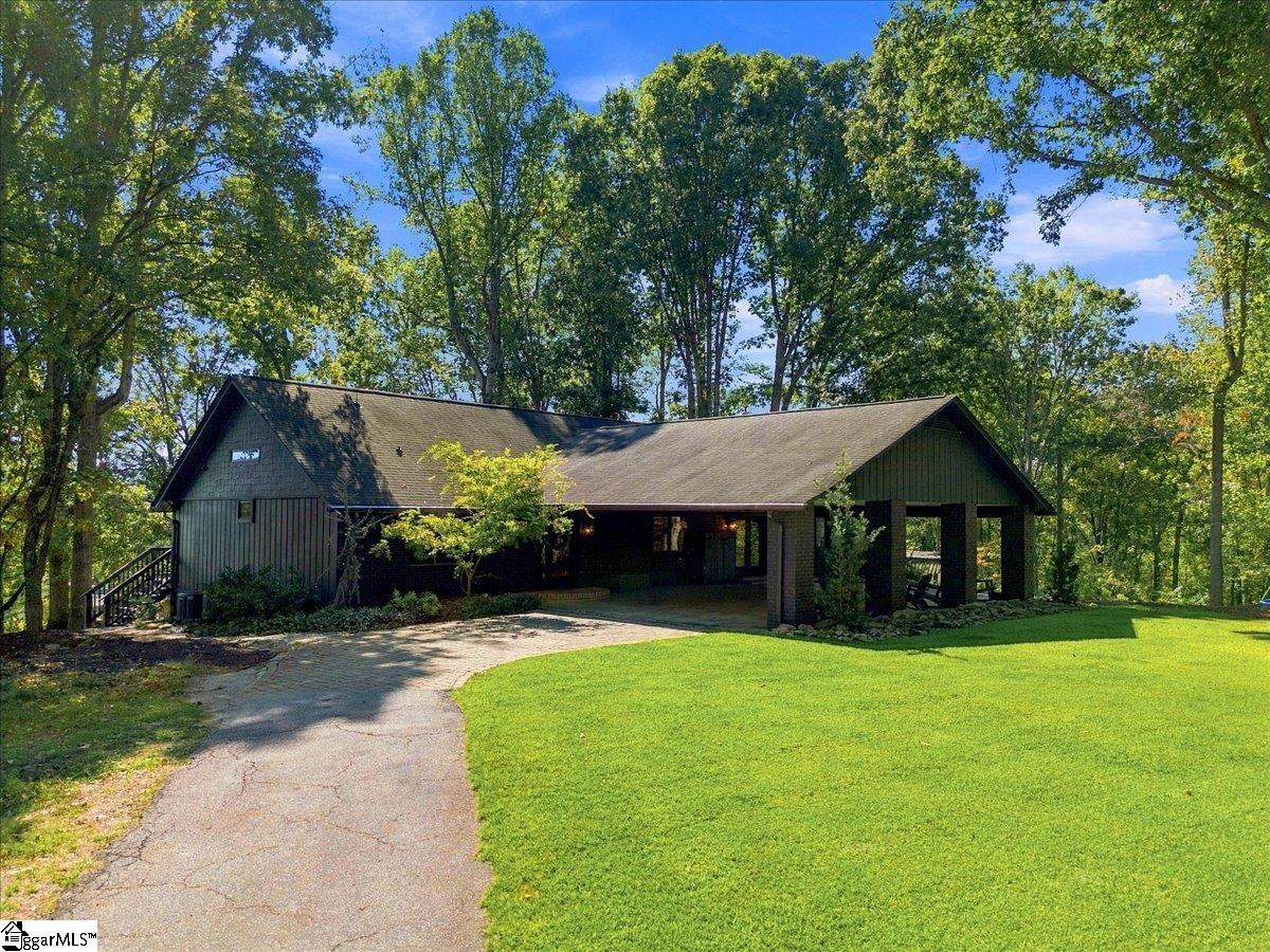 313 Shelton Road Property Photo 1