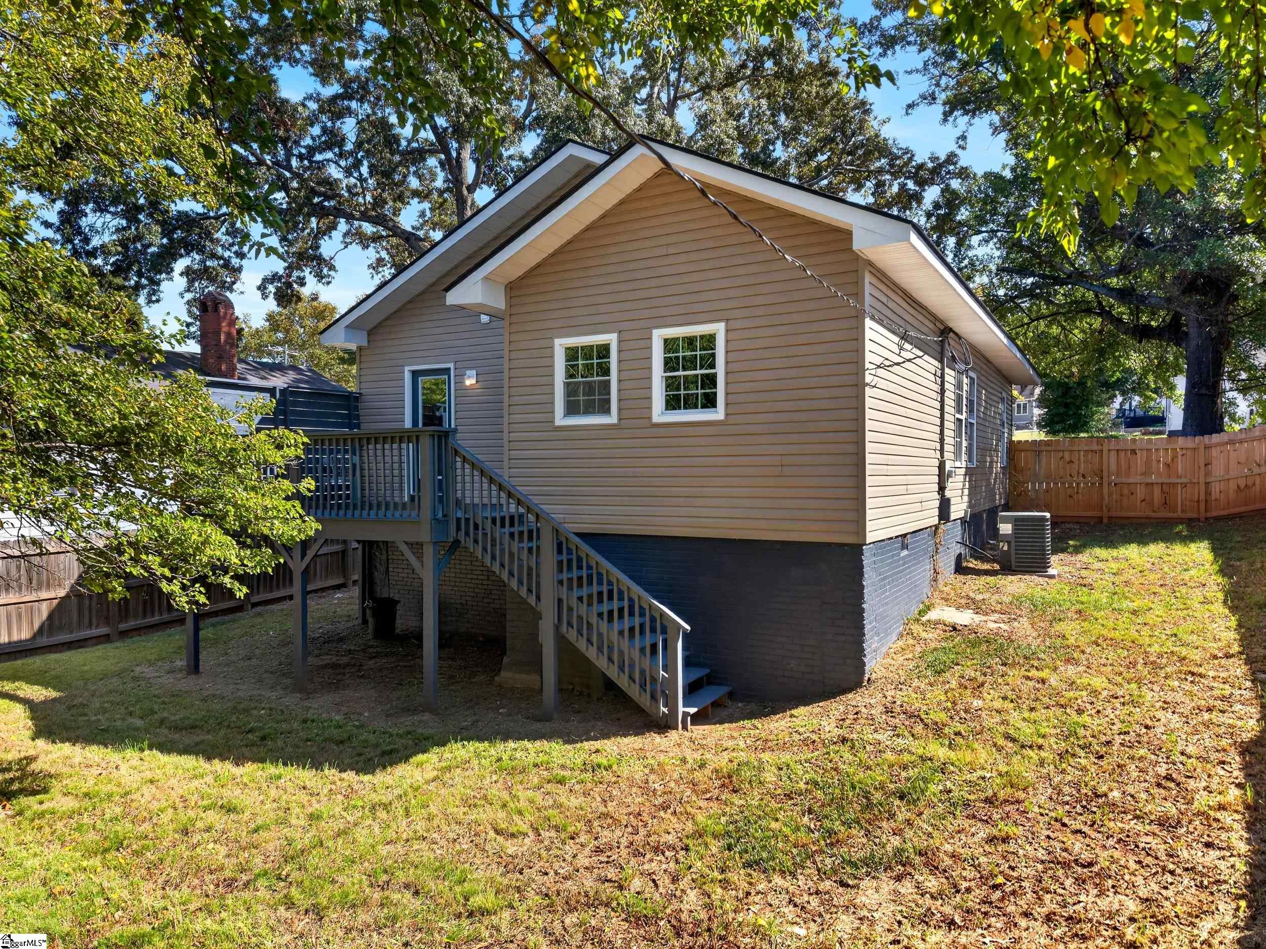 608 Easley Bridge Road Property Photo 22