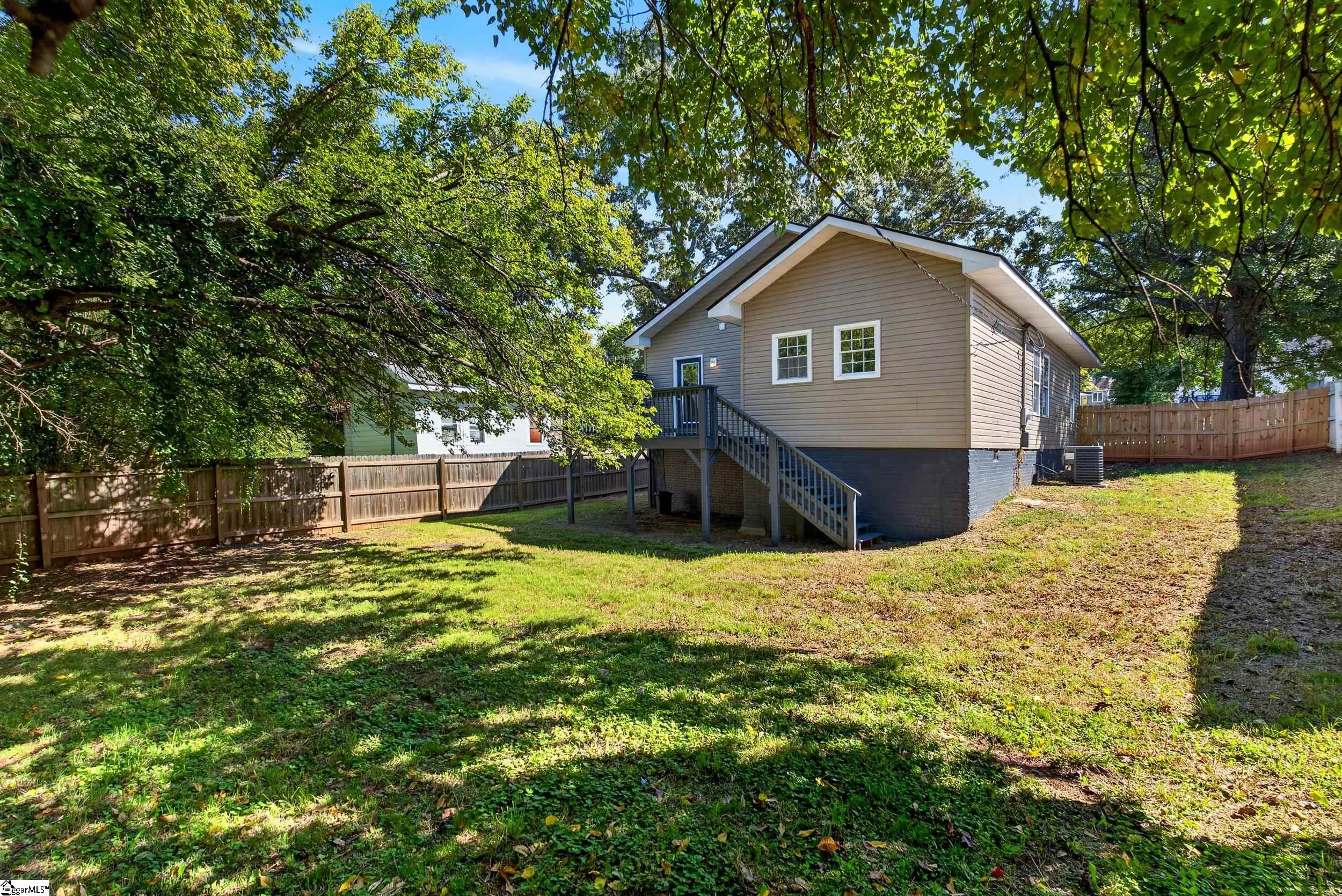 608 Easley Bridge Road Property Photo 23