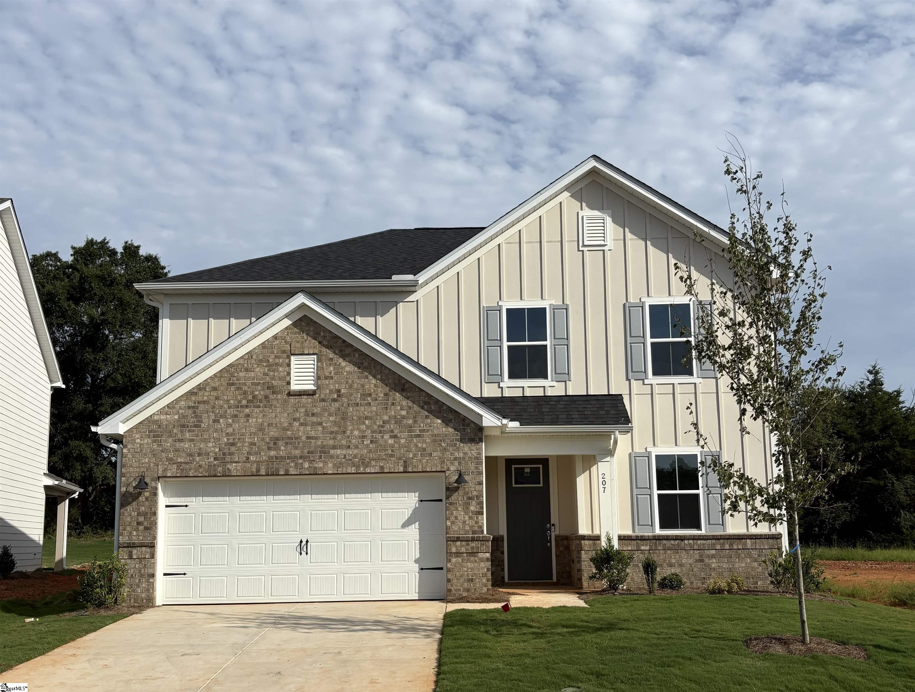 207 Dansby Court Property Photo 1