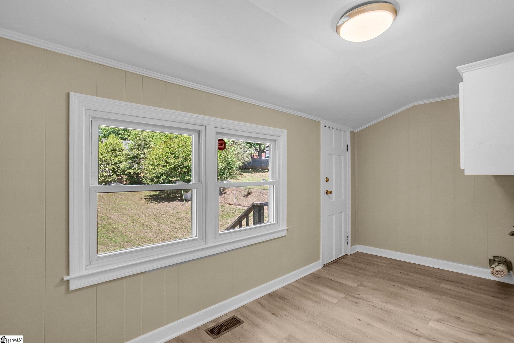 14 Piedmont Avenue Property Photo 8