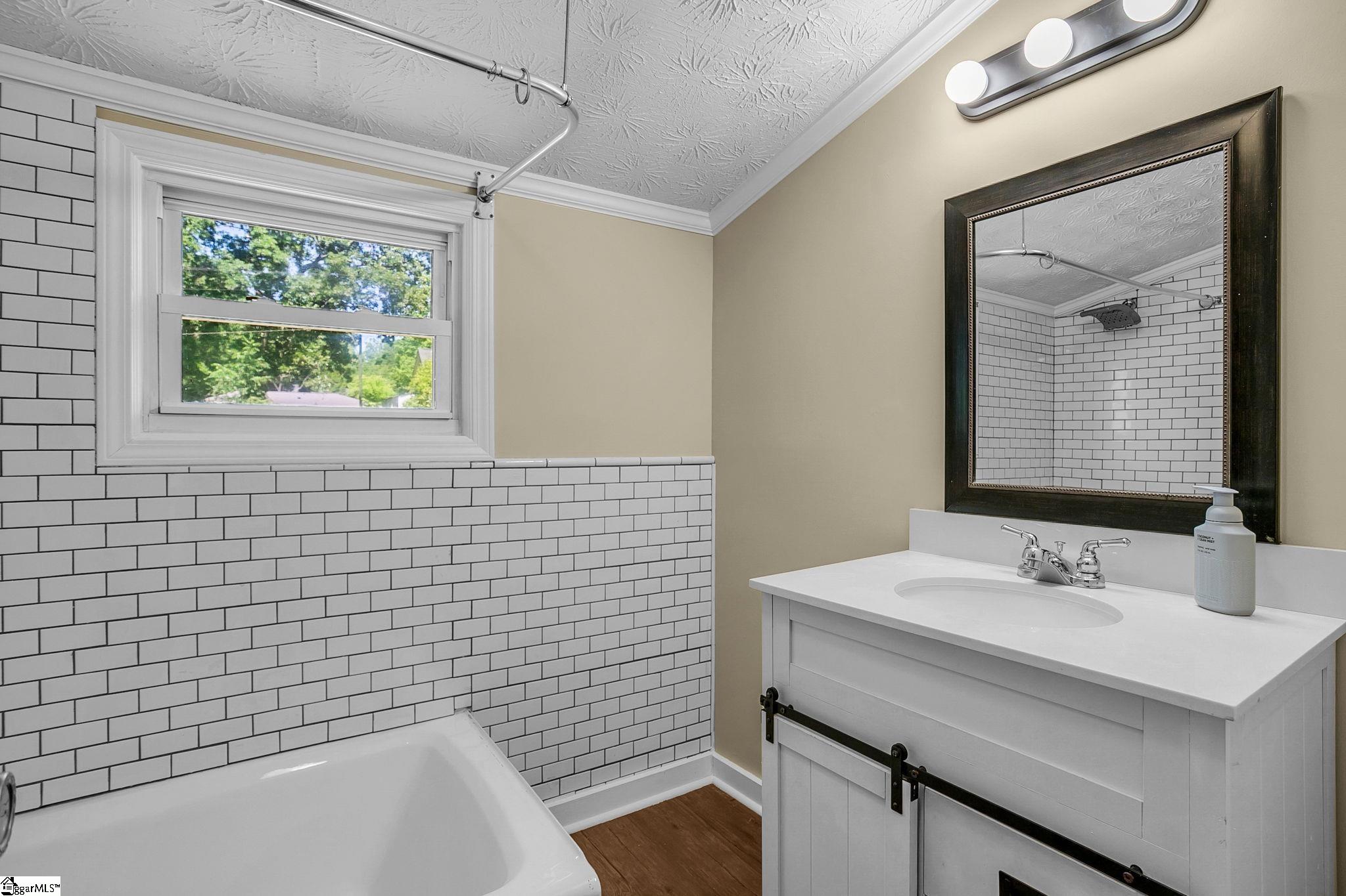 14 Piedmont Avenue Property Photo 15