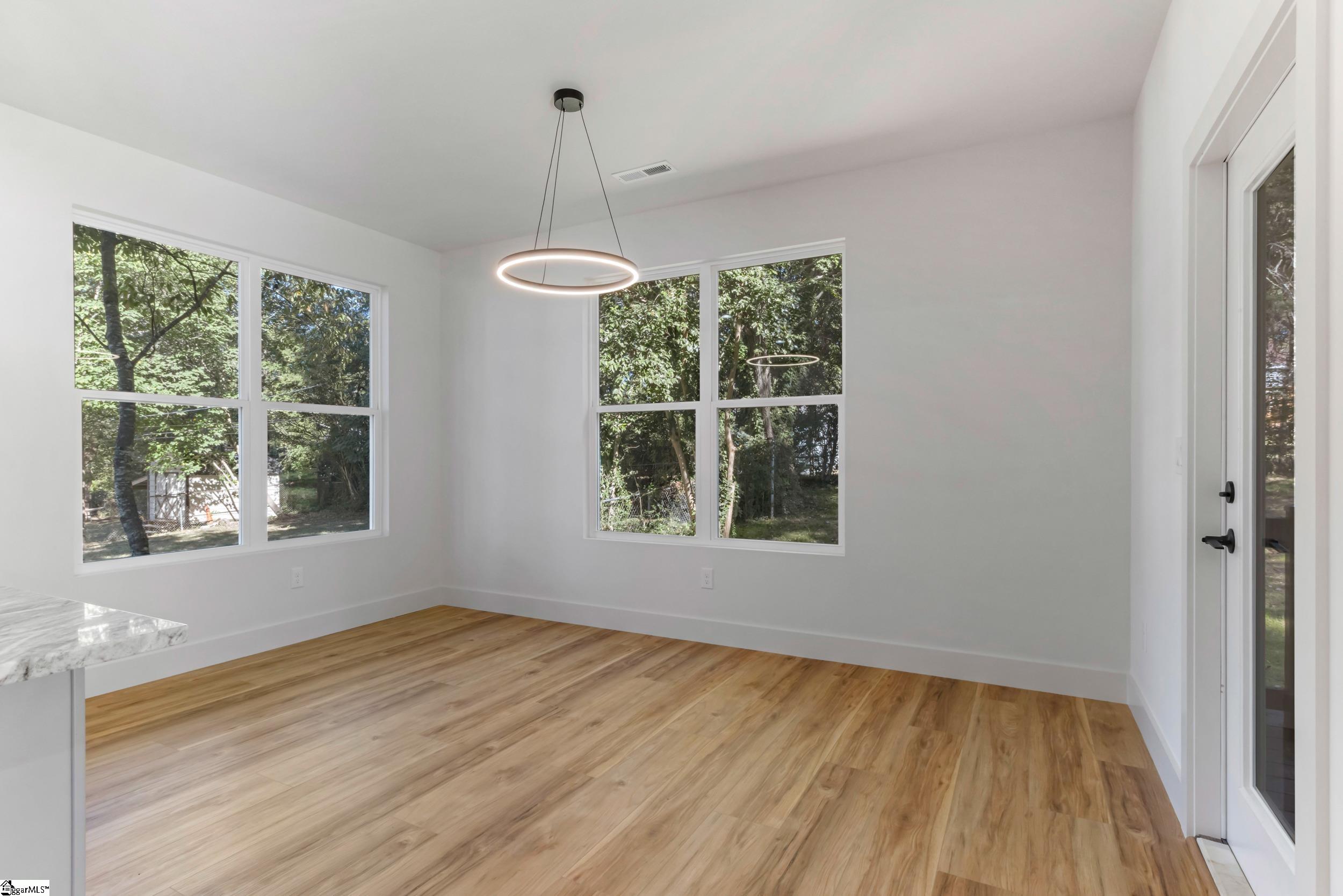 243 Poole Street Property Photo 9