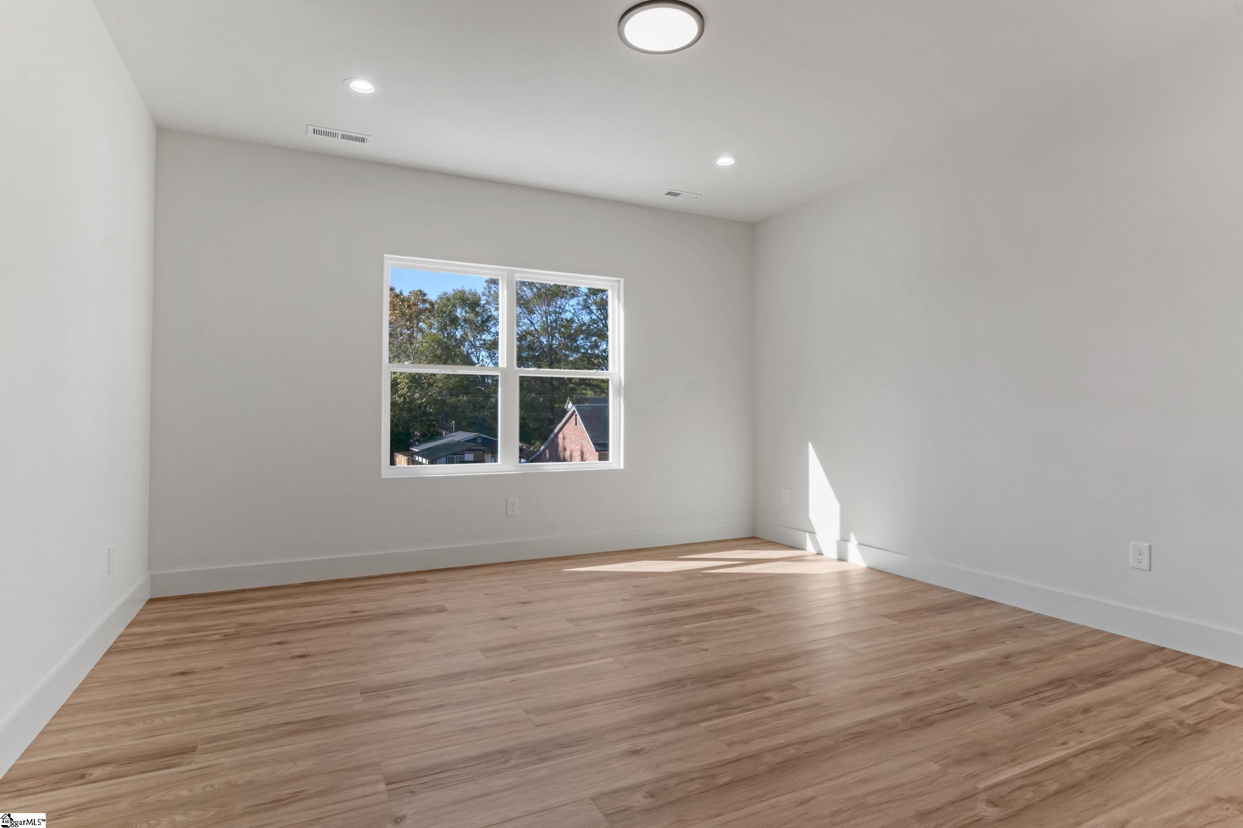 243 Poole Street Property Photo 17