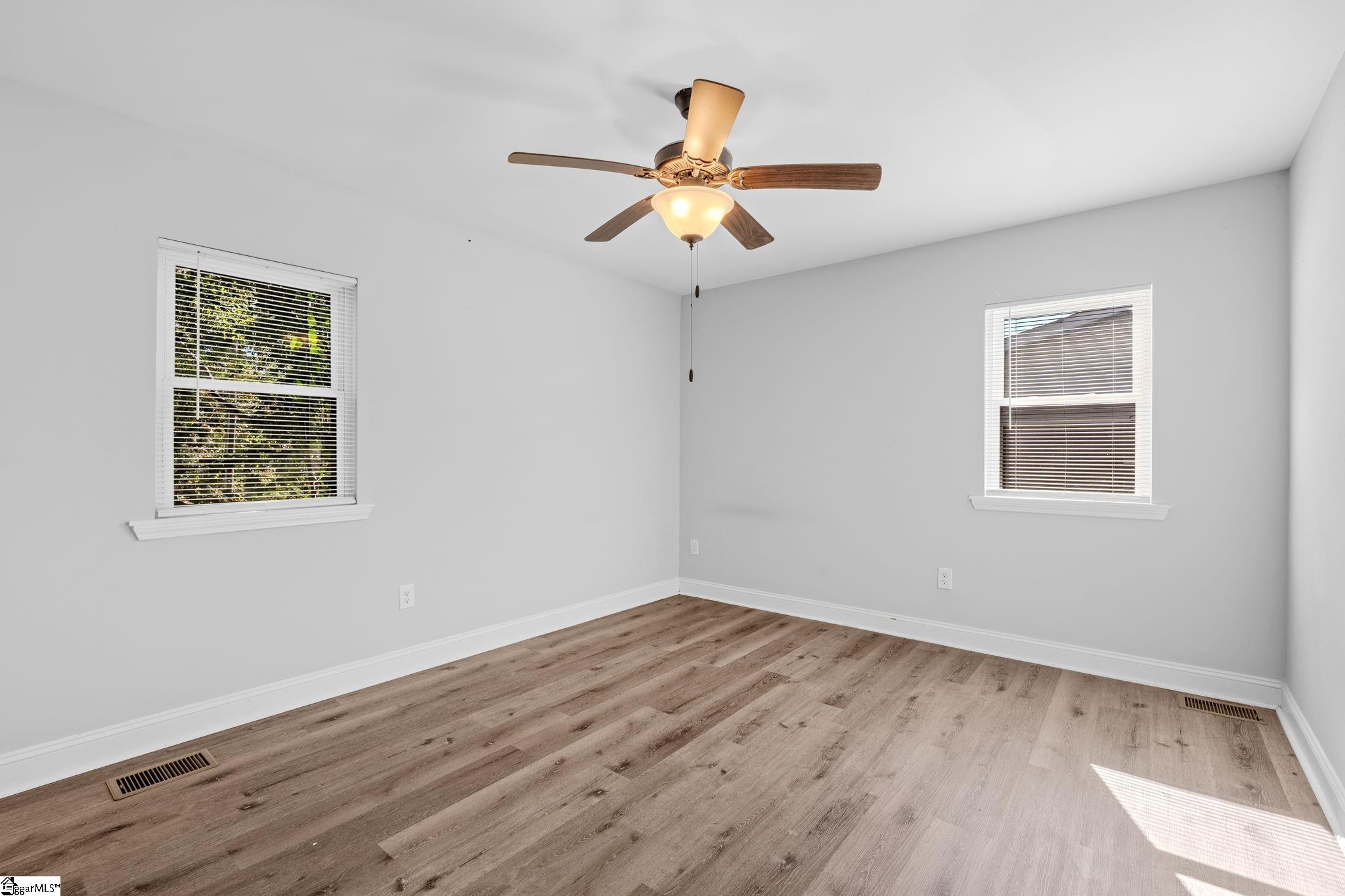256 High Street Property Photo 13