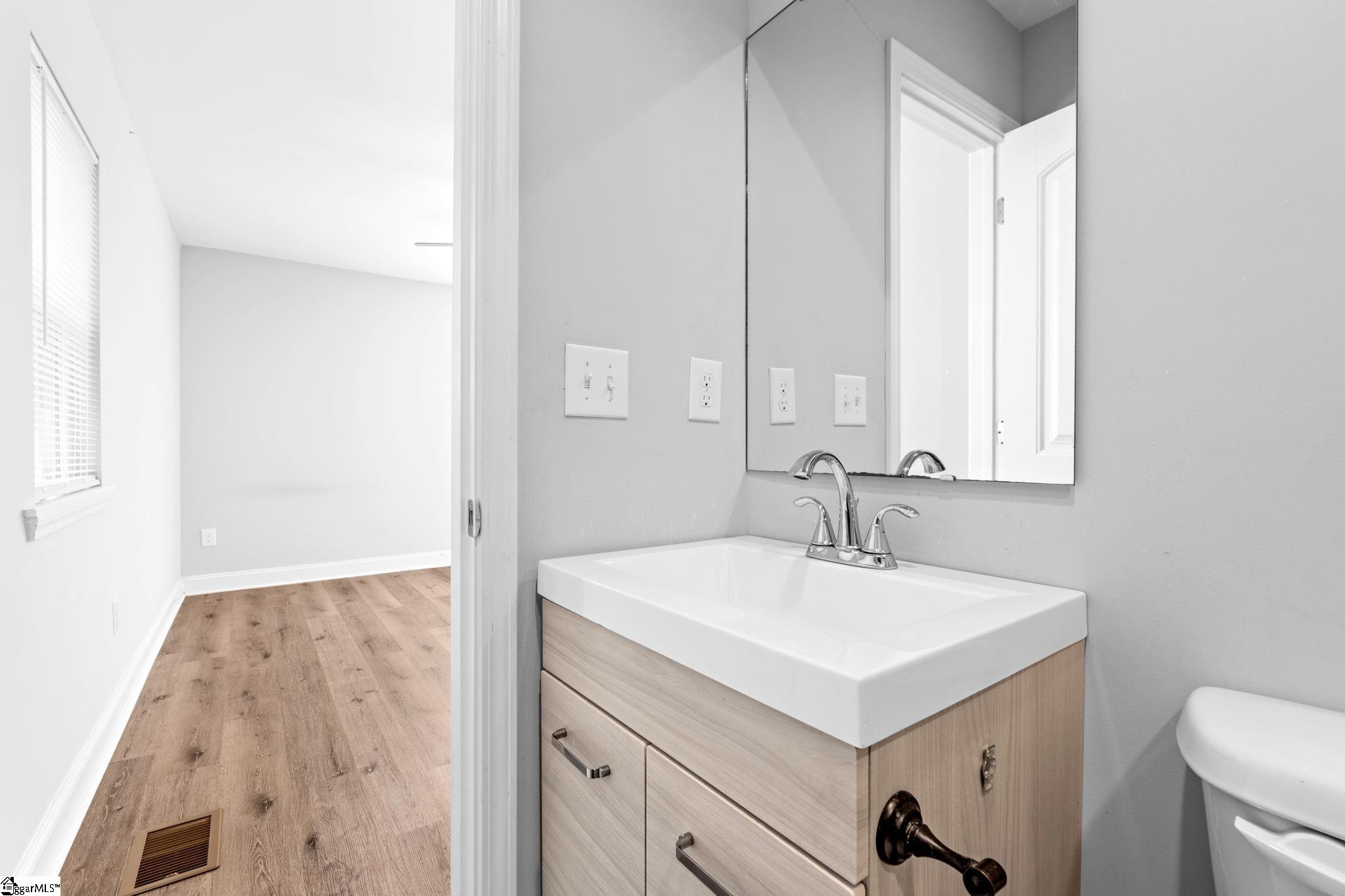 256 High Street Property Photo 15