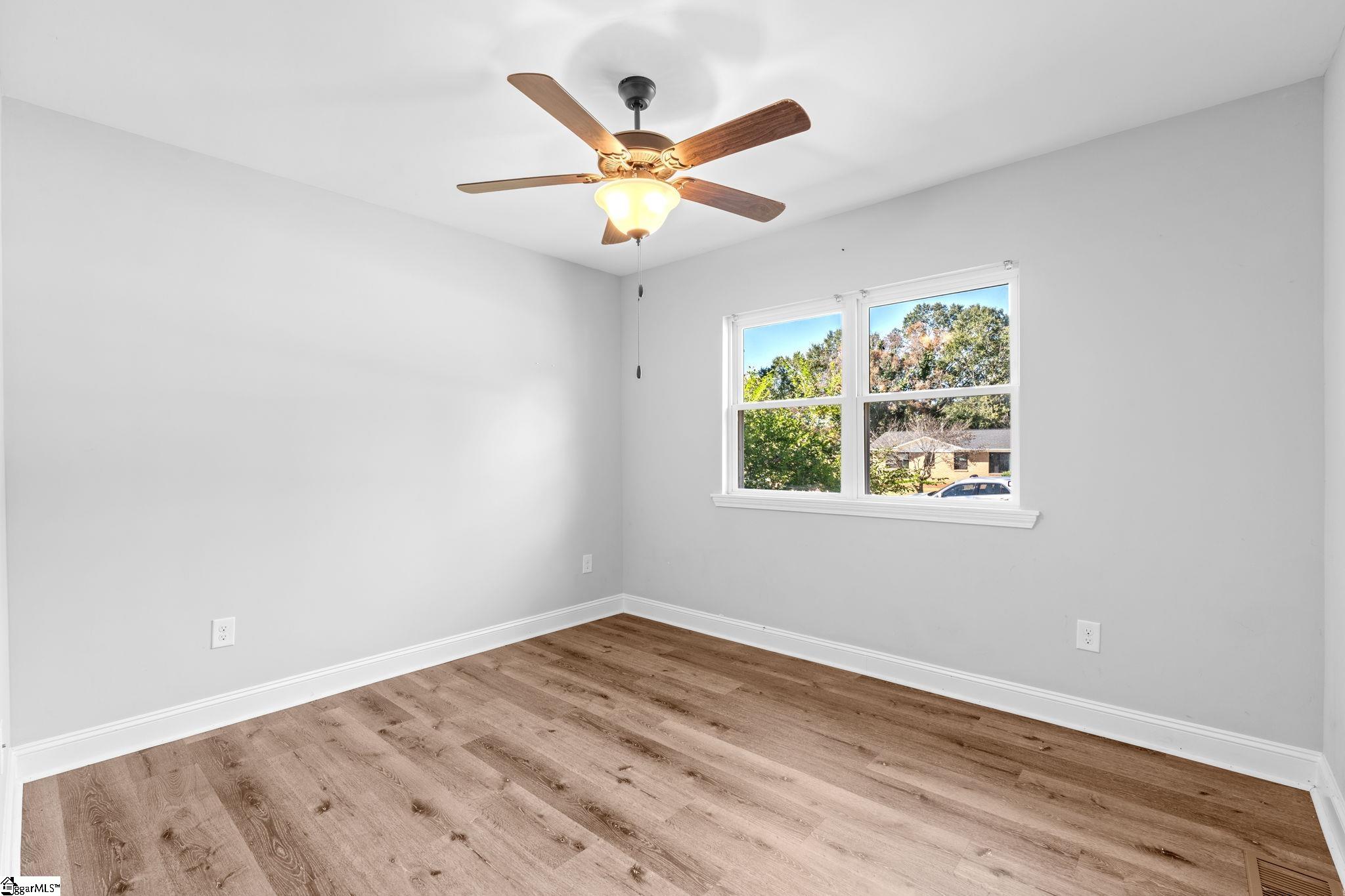 256 High Street Property Photo 16