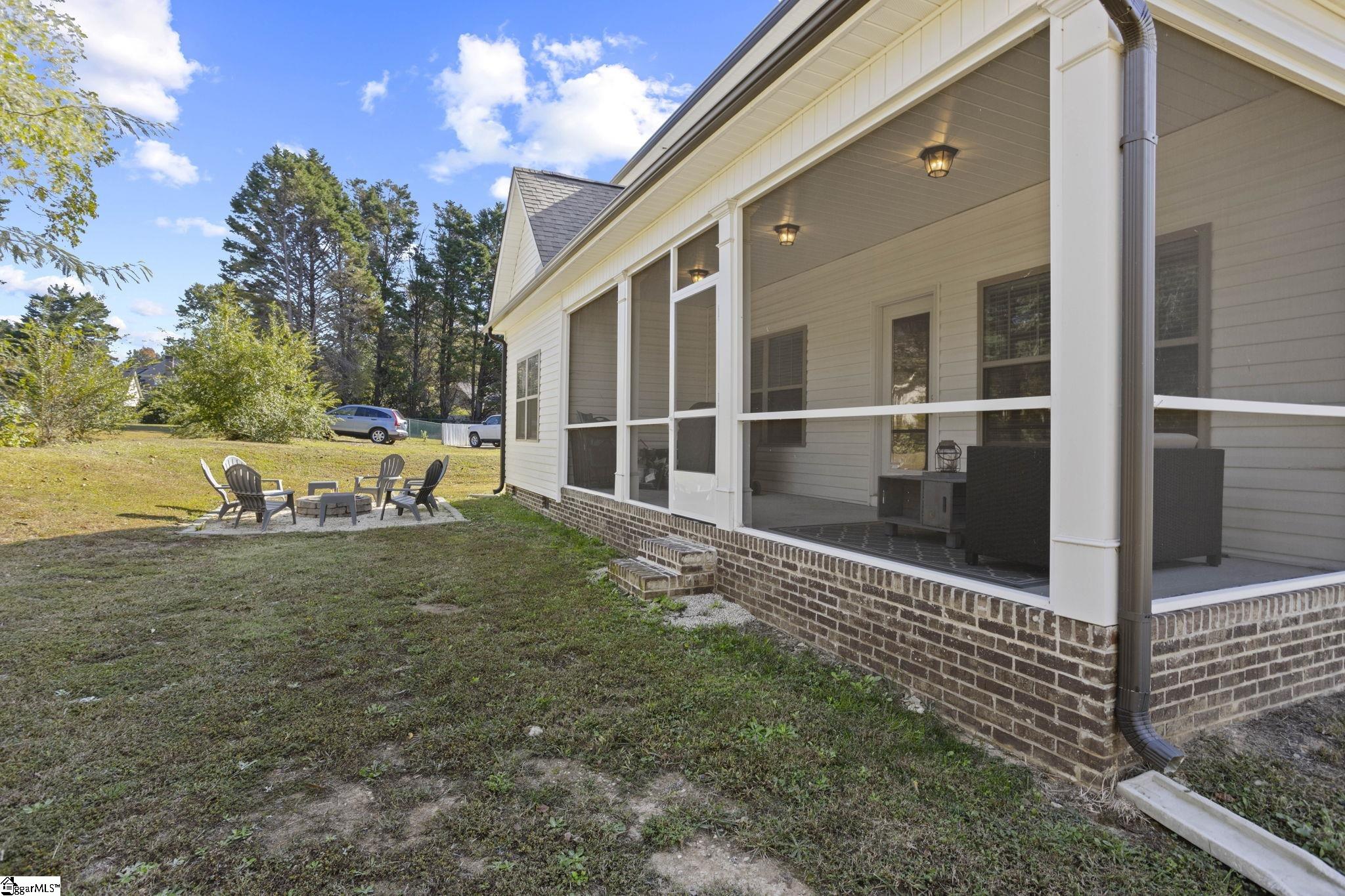 103 Ashford Court Property Photo 37