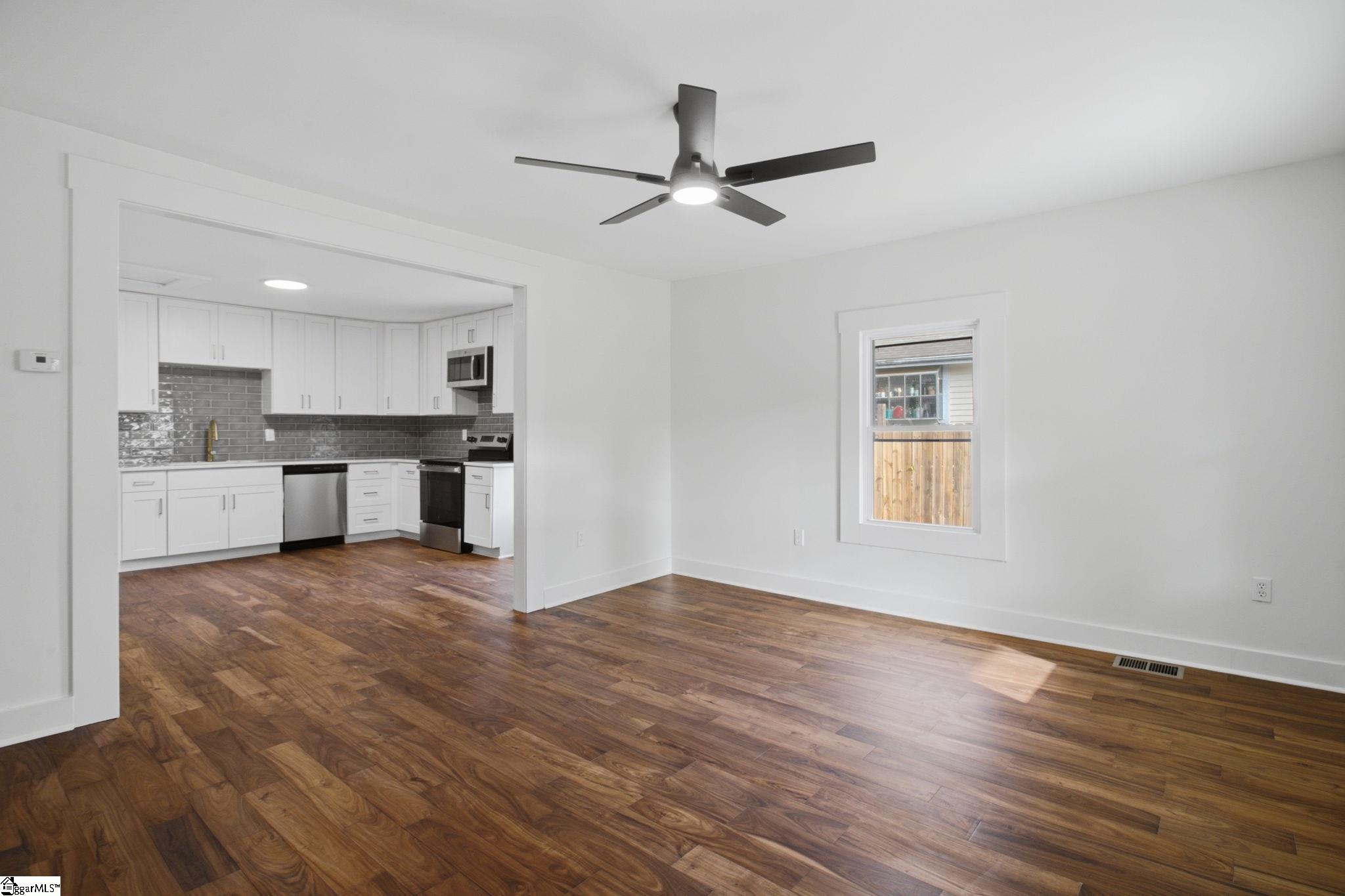 210 Gridley Street Property Photo 3