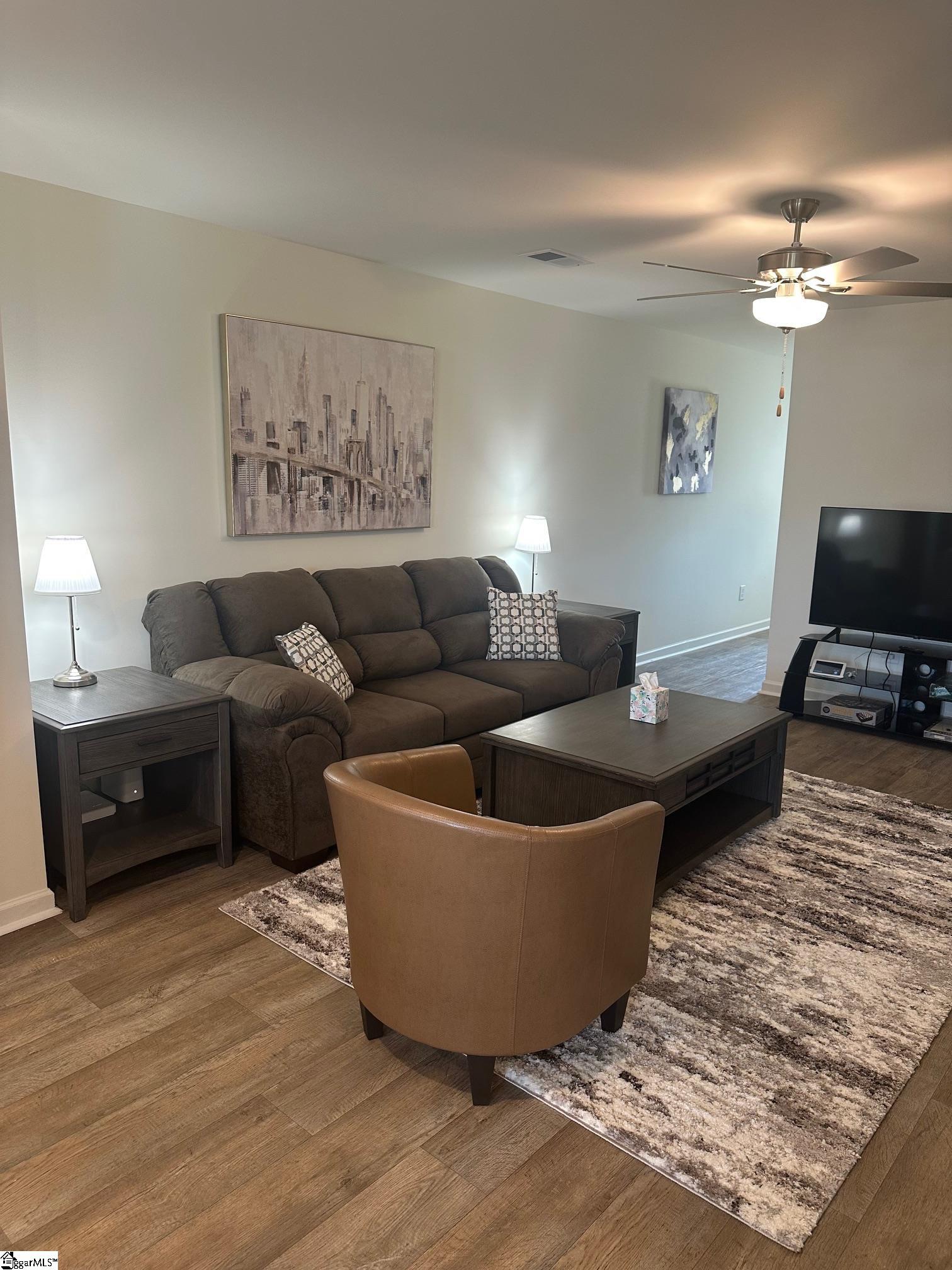 466 Seaborn Circle Property Photo 4
